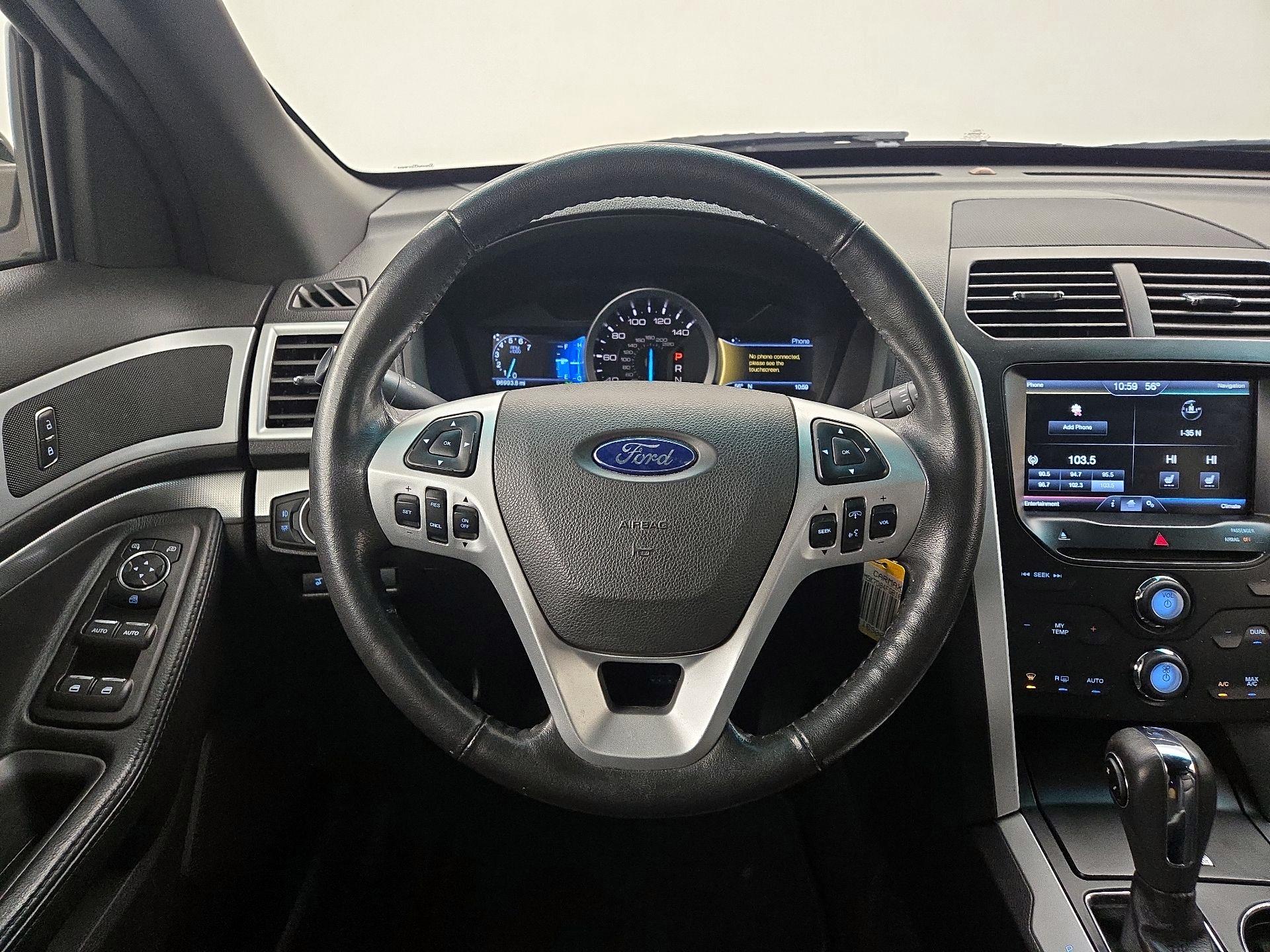 Thumbnail: 2015 Ford Explorer - 10