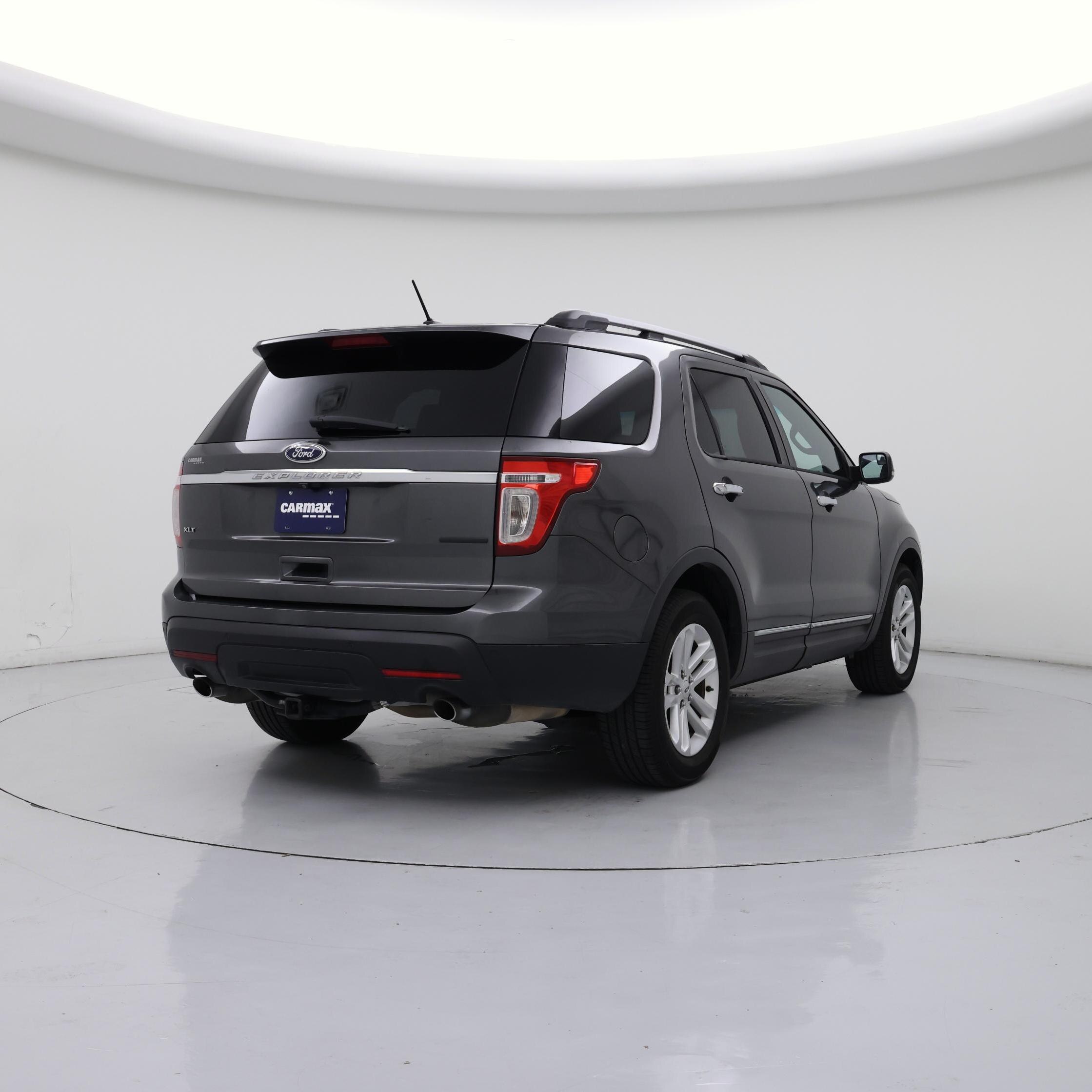 Thumbnail: 2015 Ford Explorer - 8