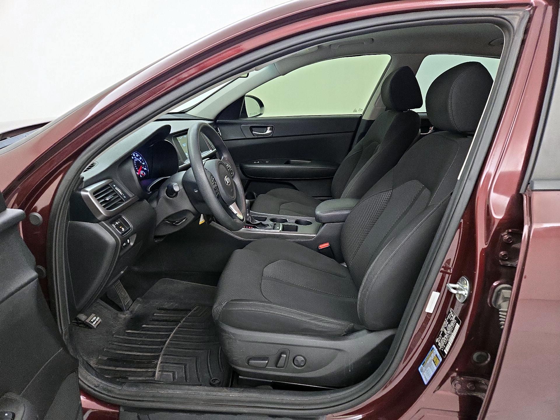 Thumbnail: 2018 Kia Optima - 11