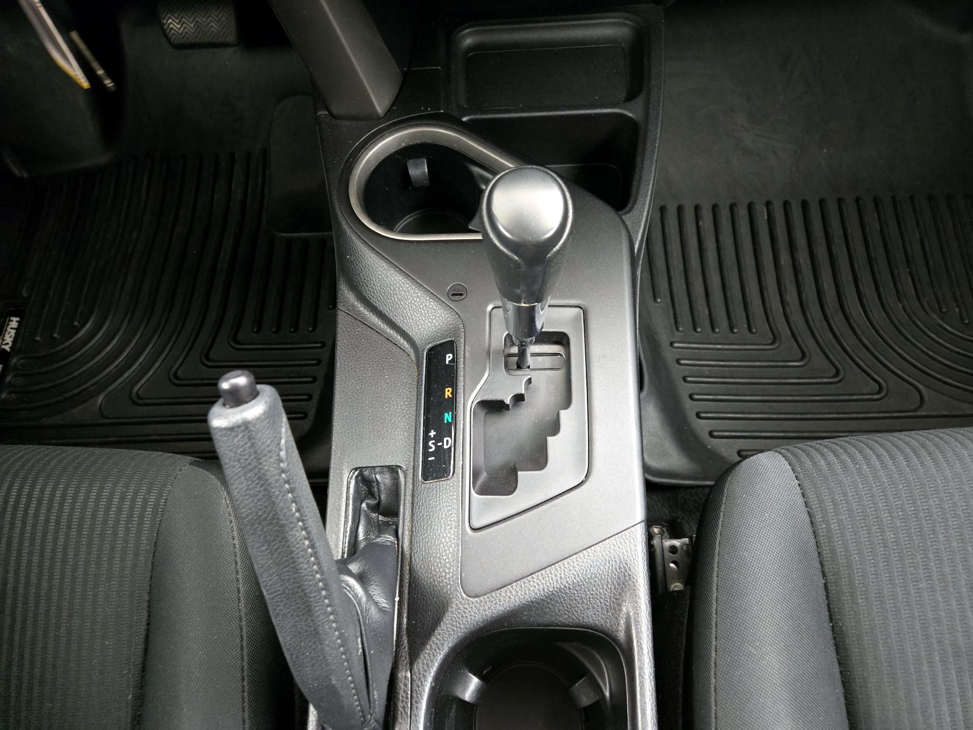 Thumbnail: 2018 Toyota RAV4 - 17