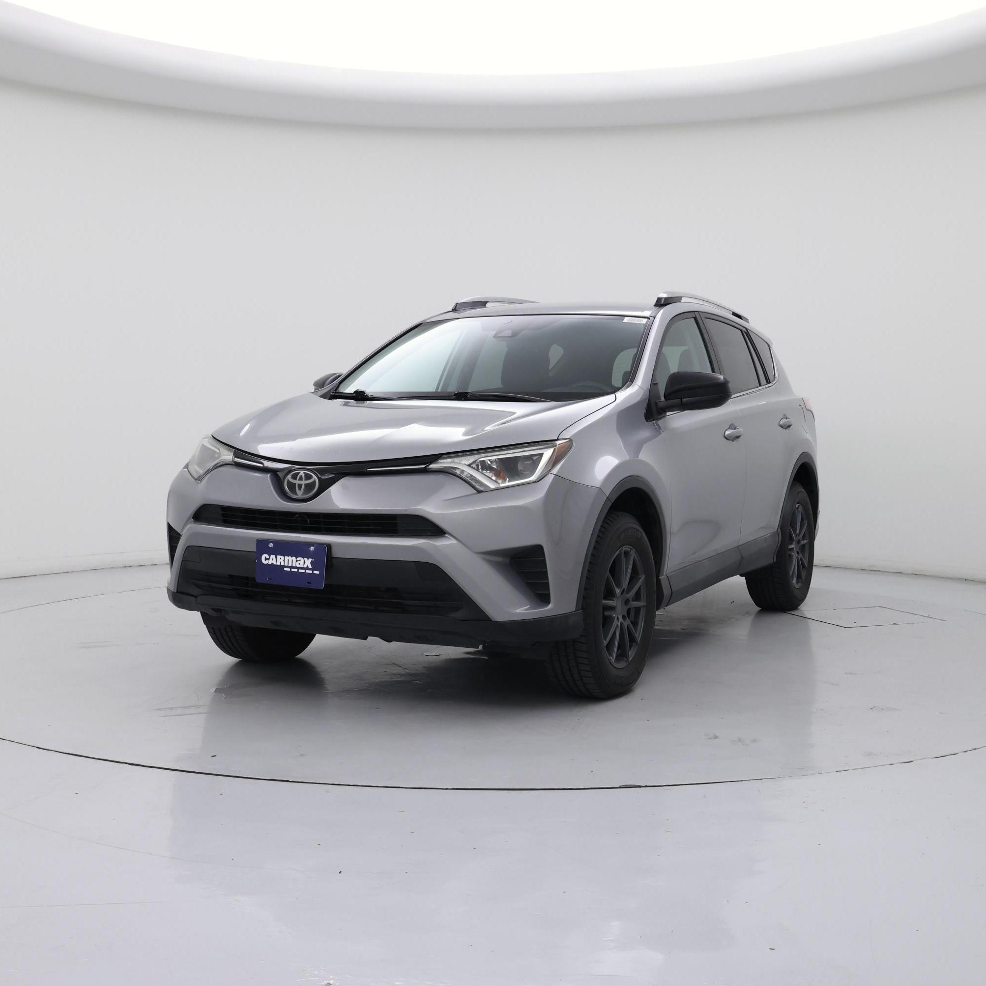Thumbnail: 2018 Toyota RAV4 - 4
