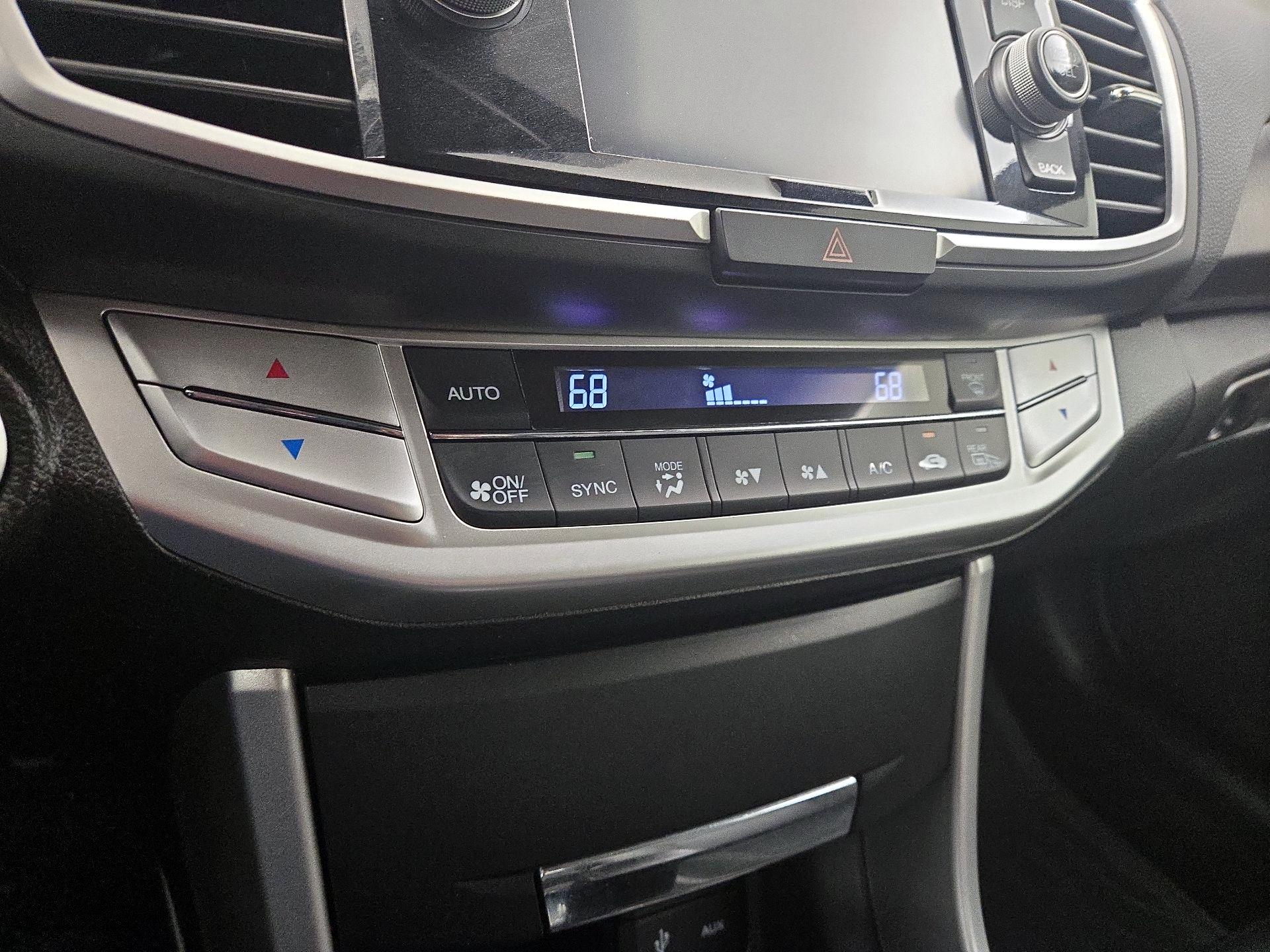 Thumbnail: 2015 Honda Accord - 16