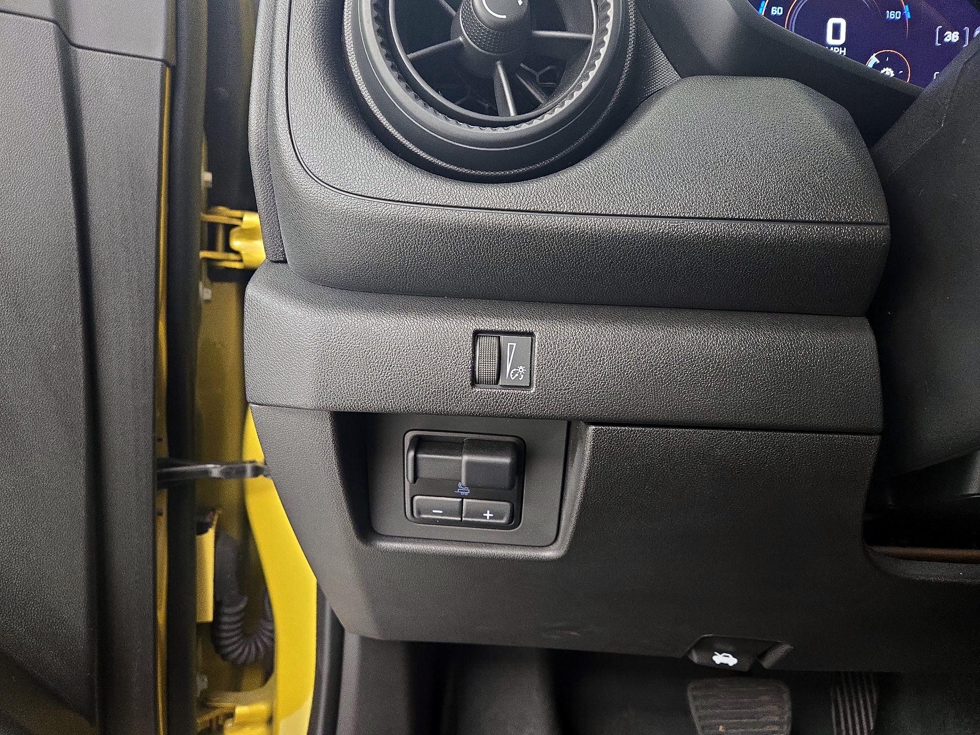 Thumbnail: 2024 Chevrolet Colorado - 13