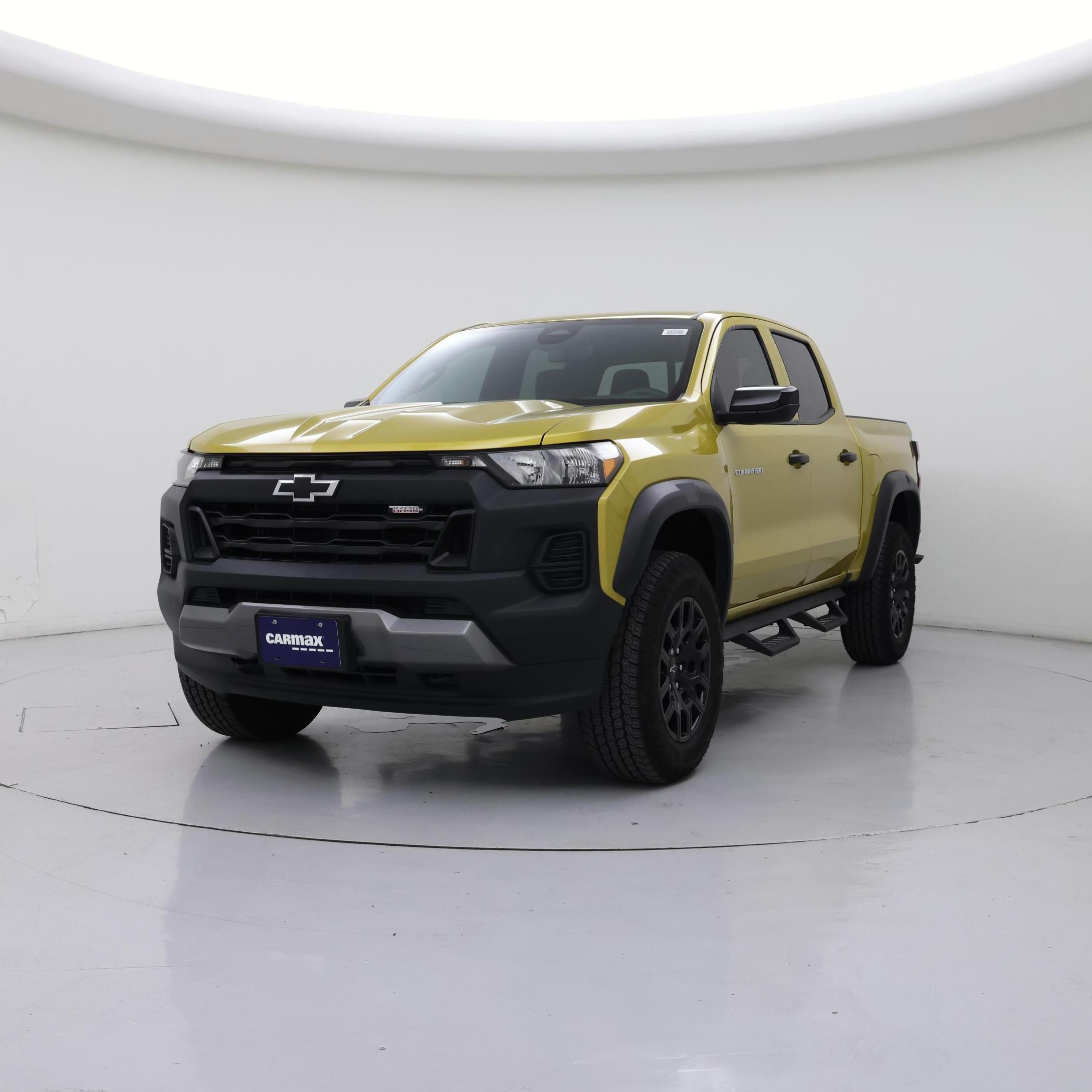 Thumbnail: 2024 Chevrolet Colorado - 4