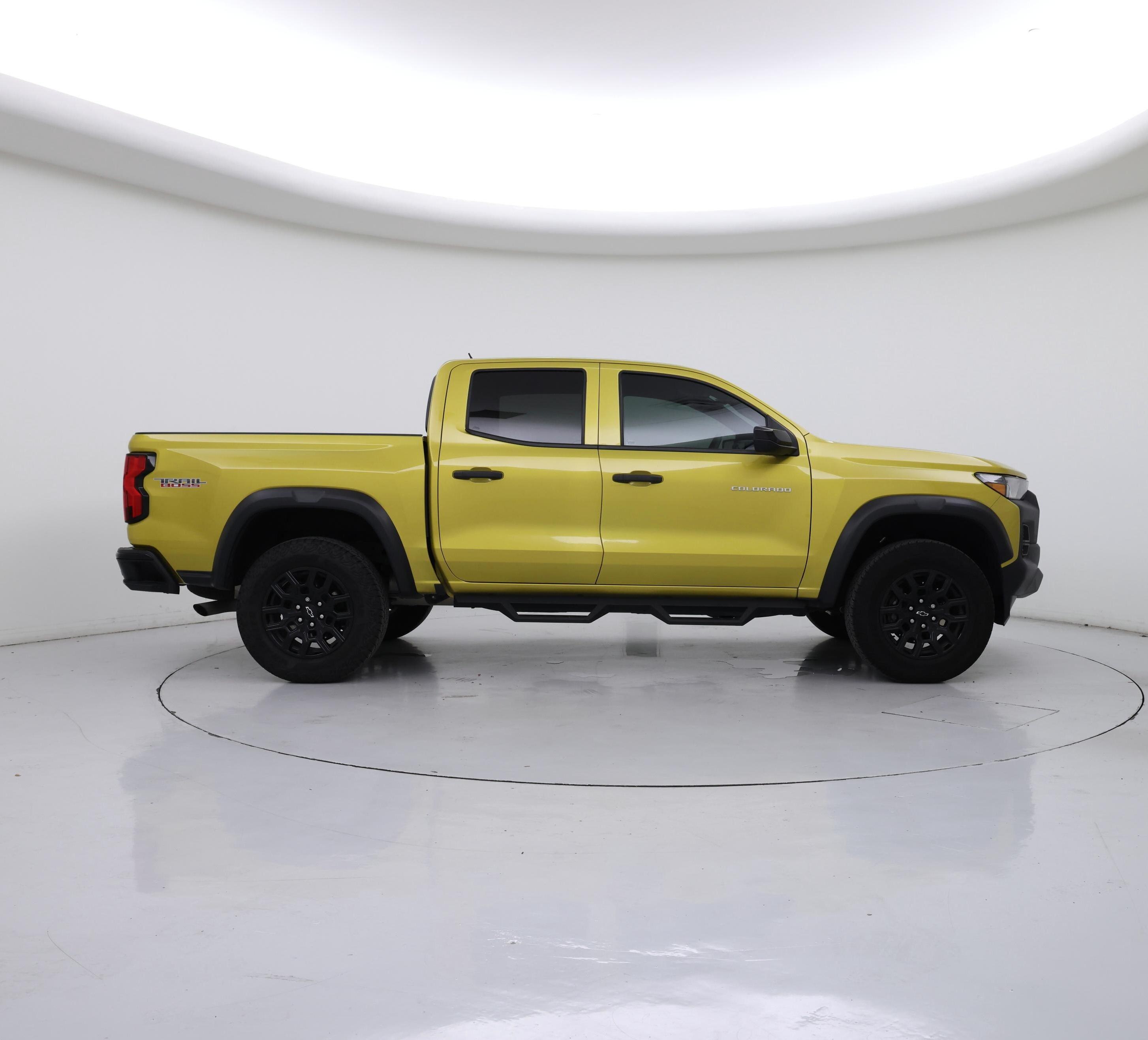 Thumbnail: 2024 Chevrolet Colorado - 7