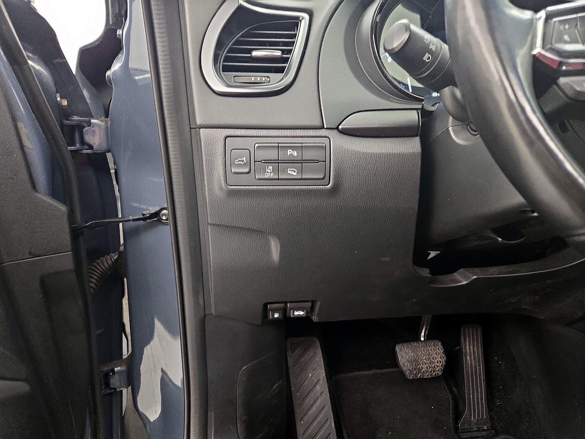 Thumbnail: 2023 Mazda CX-9 - 13