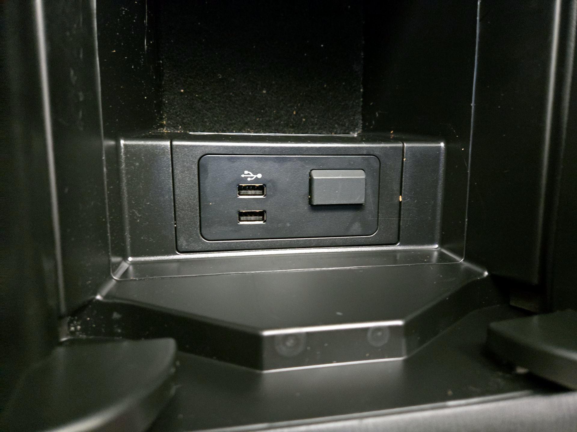 Thumbnail: 2023 Mazda CX-9 - 18