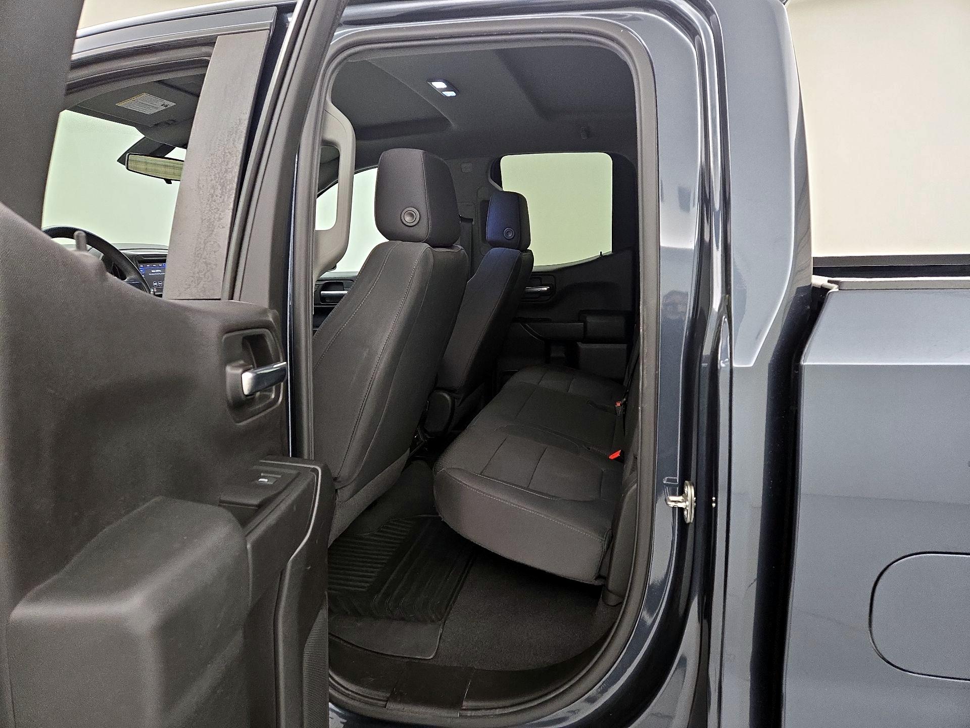 Thumbnail: 2020 Chevrolet Silverado 1500 - 19