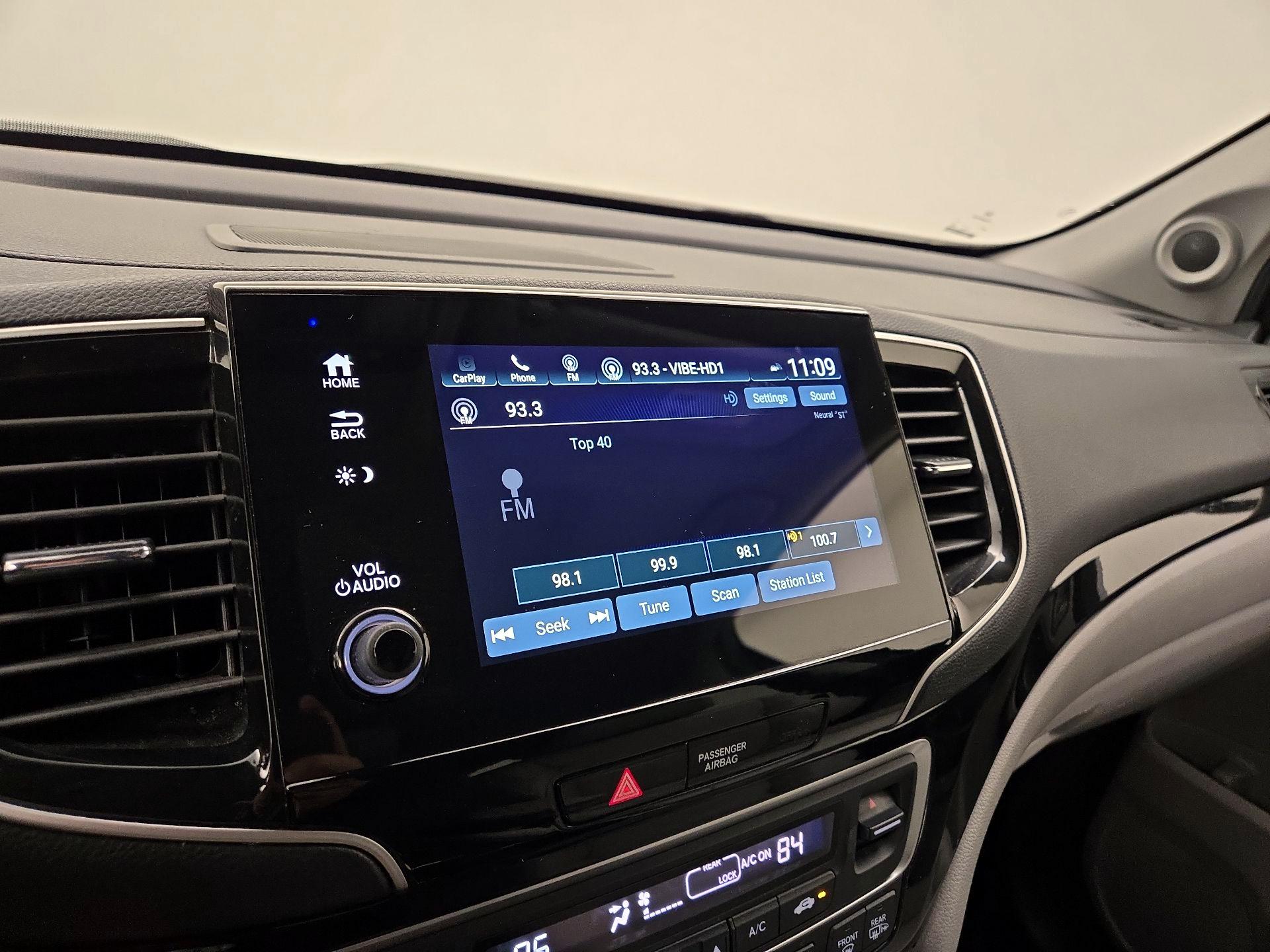 Thumbnail: 2020 Honda Pilot - 16