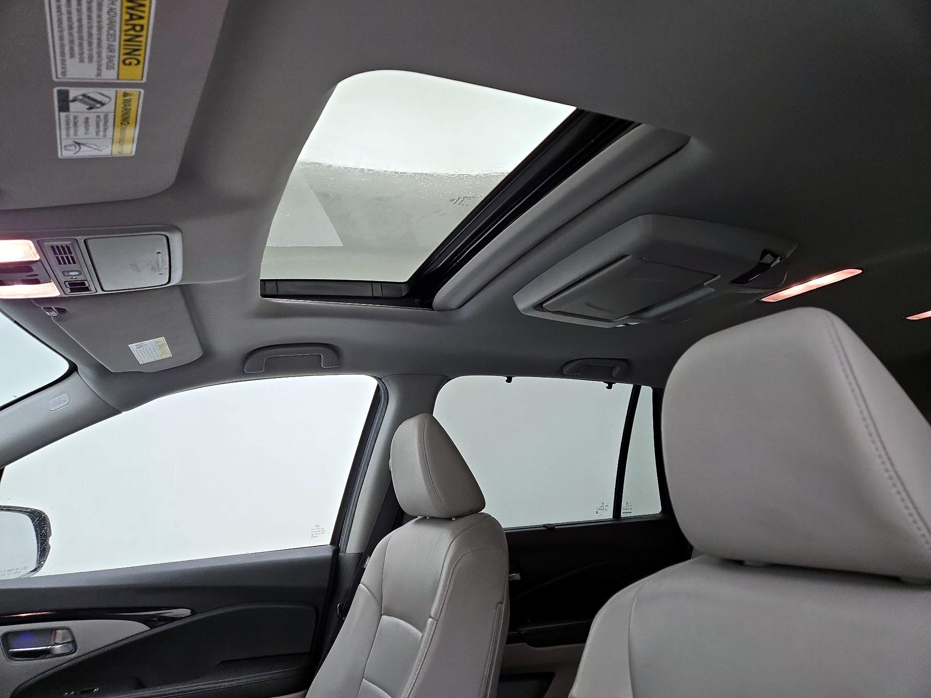 Thumbnail: 2020 Honda Pilot - 20