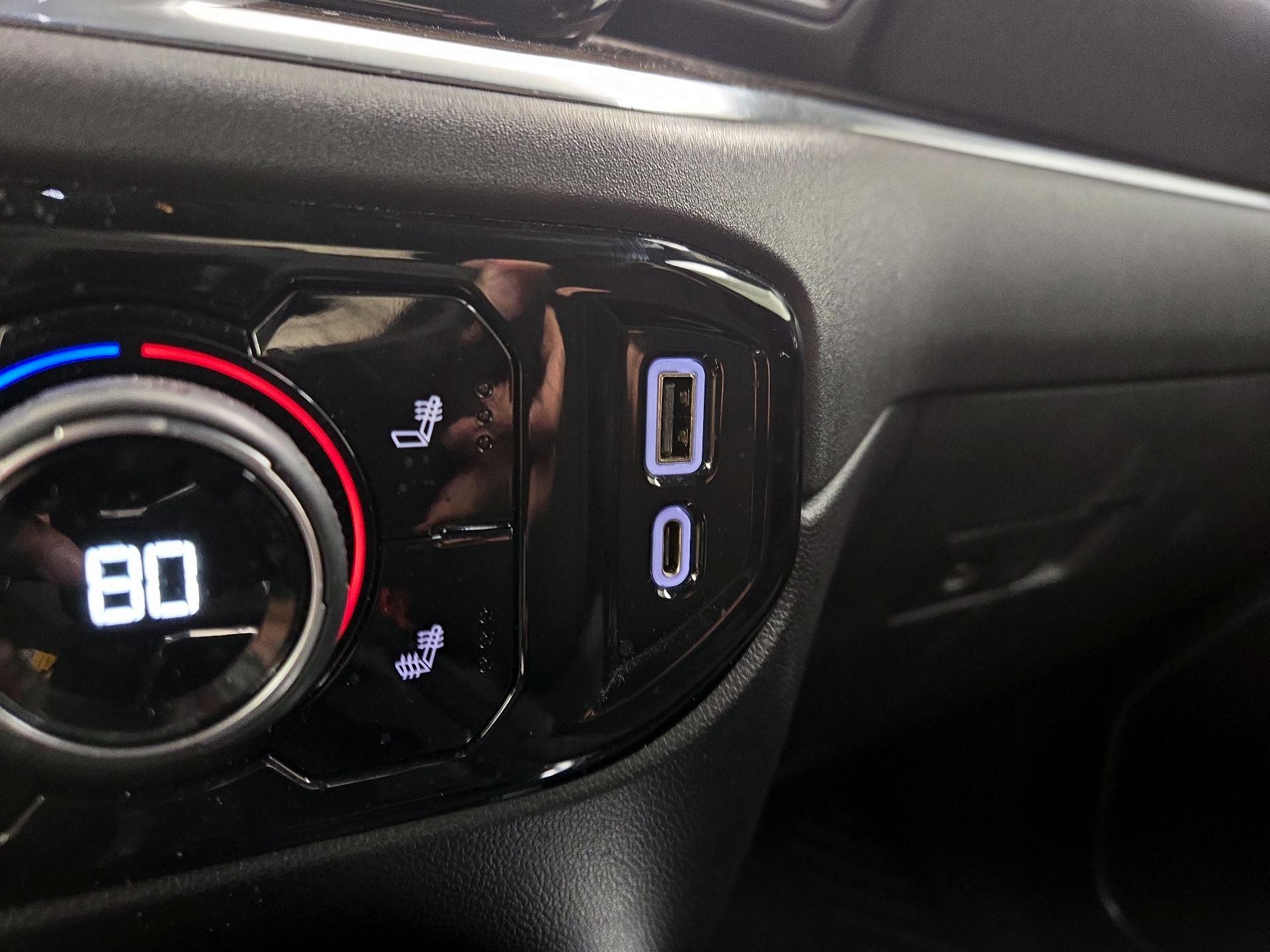 Thumbnail: 2023 Chevrolet Silverado 1500 - 18