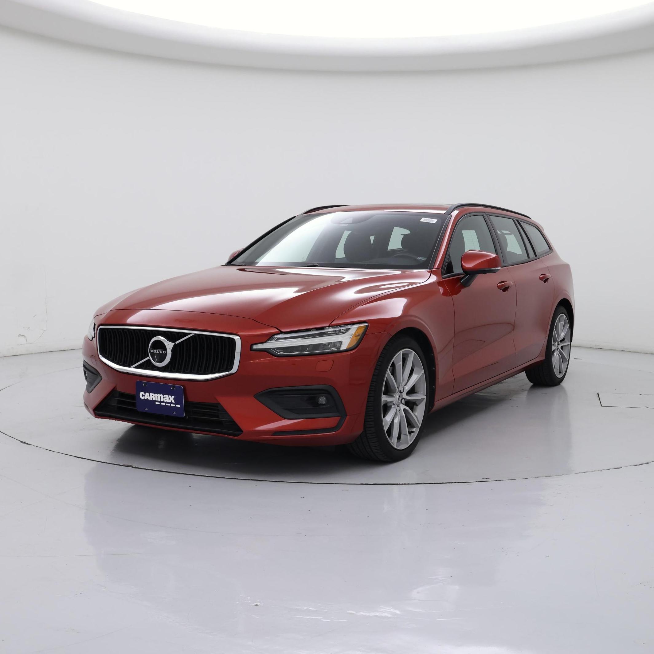 Thumbnail: 2020 Volvo V60 - 4