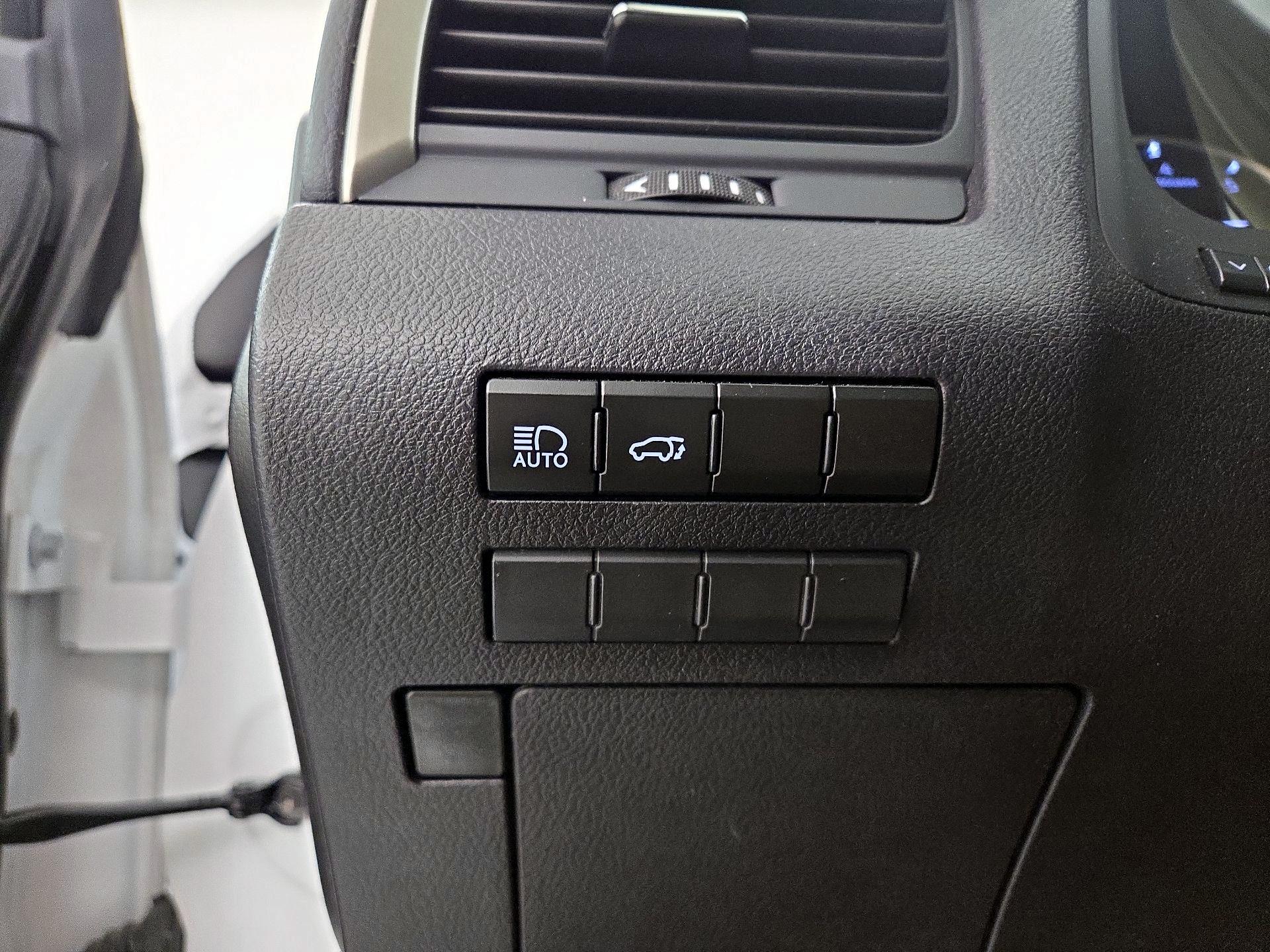 Thumbnail: 2022 Lexus RX - 13