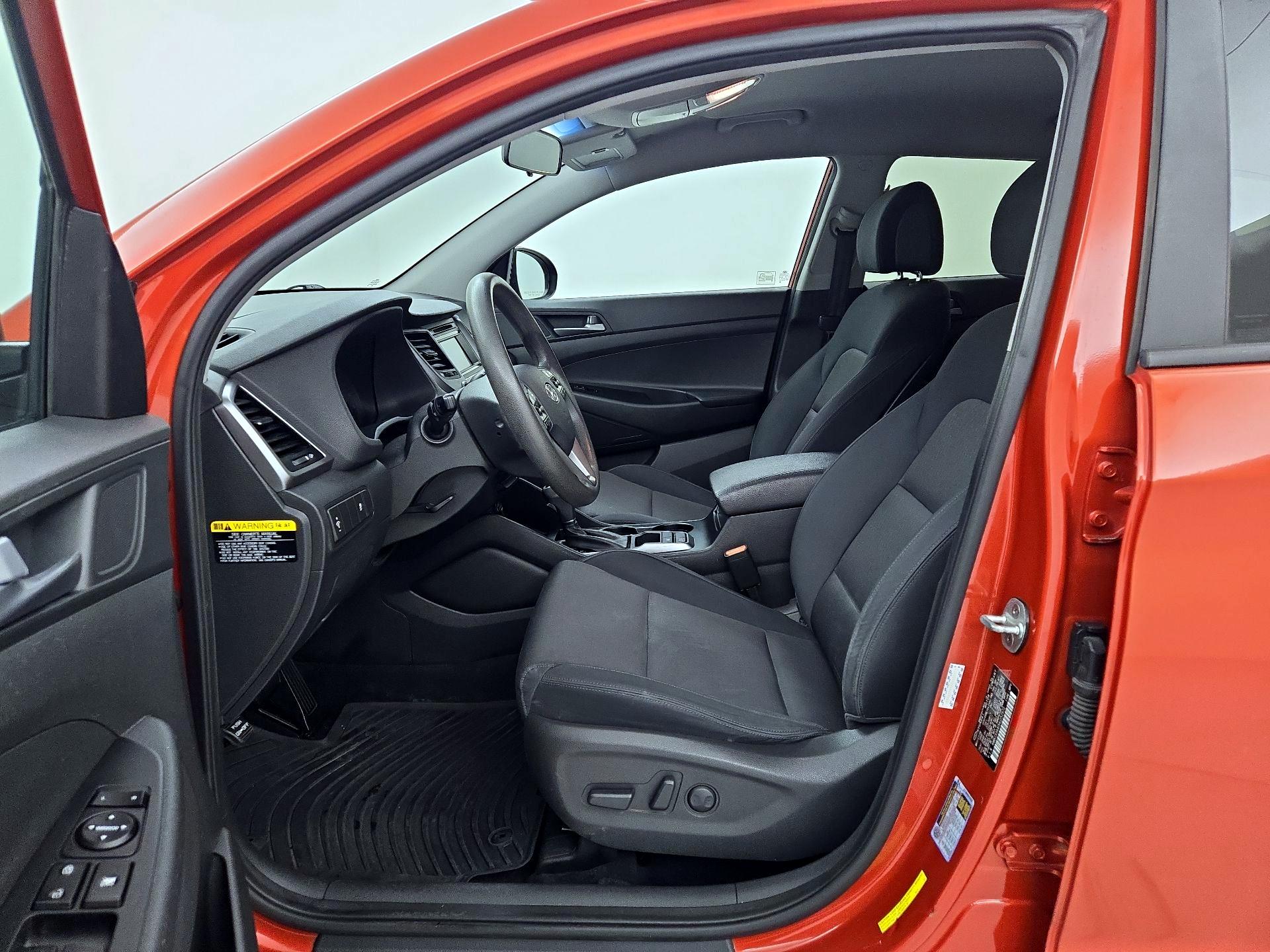 Thumbnail: 2017 Hyundai Tucson - 11