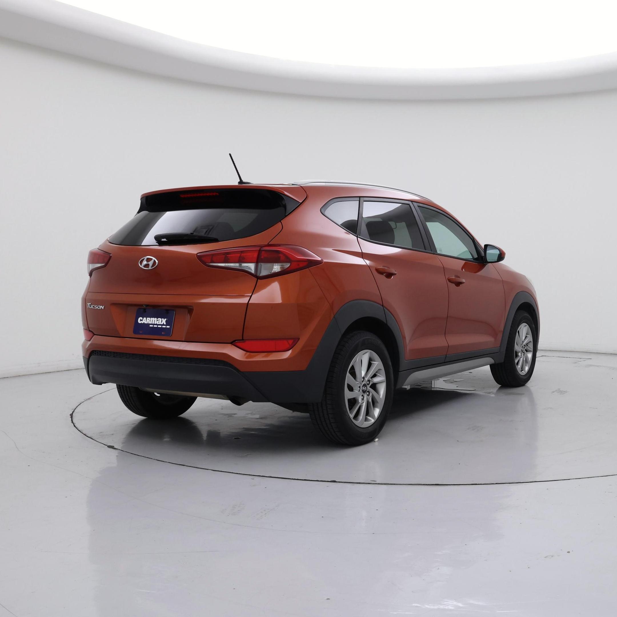 Thumbnail: 2017 Hyundai Tucson - 8