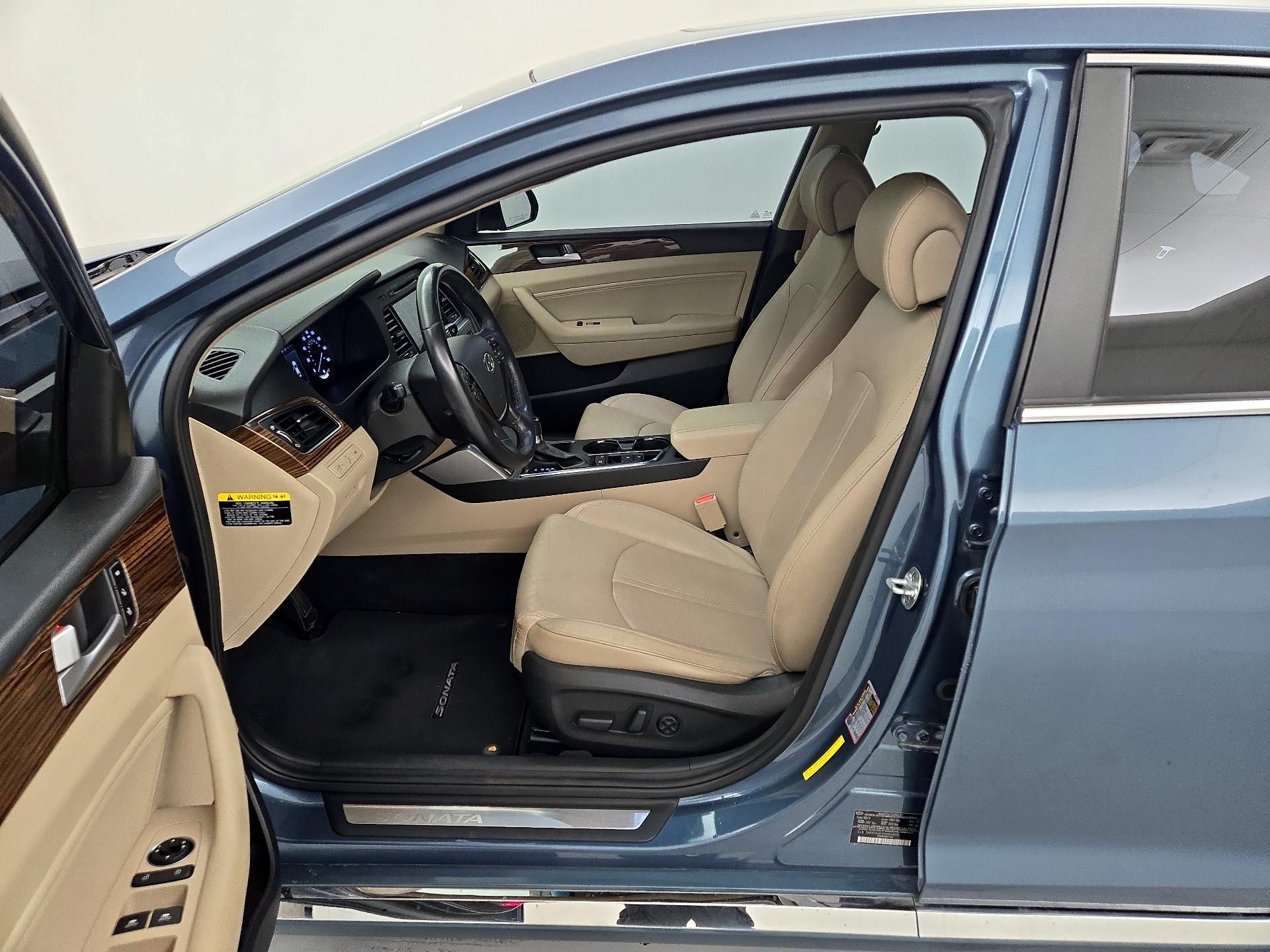 Thumbnail: 2017 Hyundai Sonata - 11