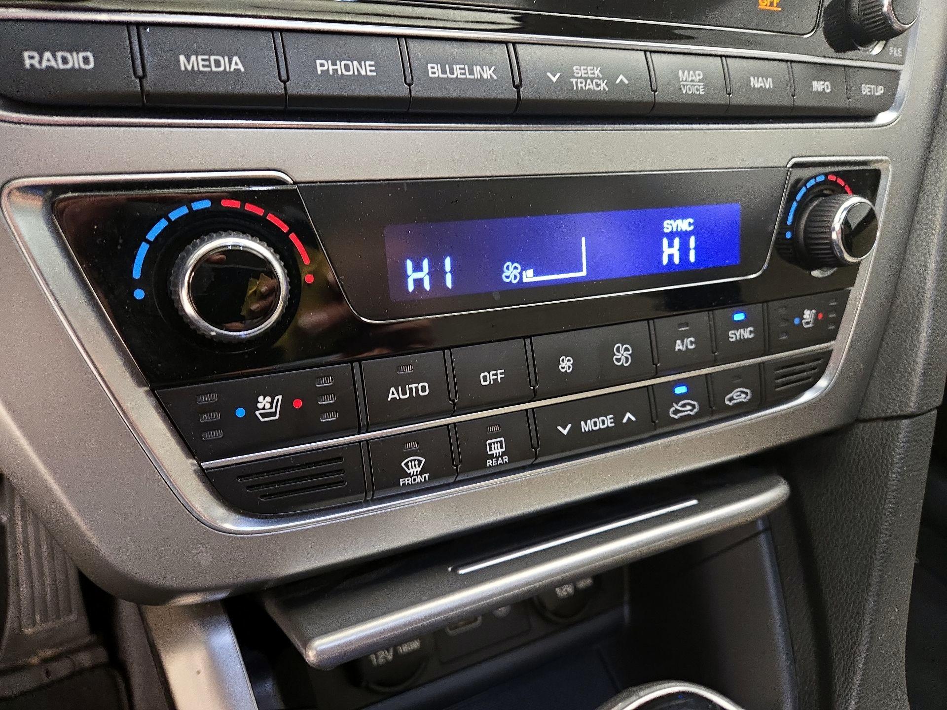 Thumbnail: 2017 Hyundai Sonata - 17