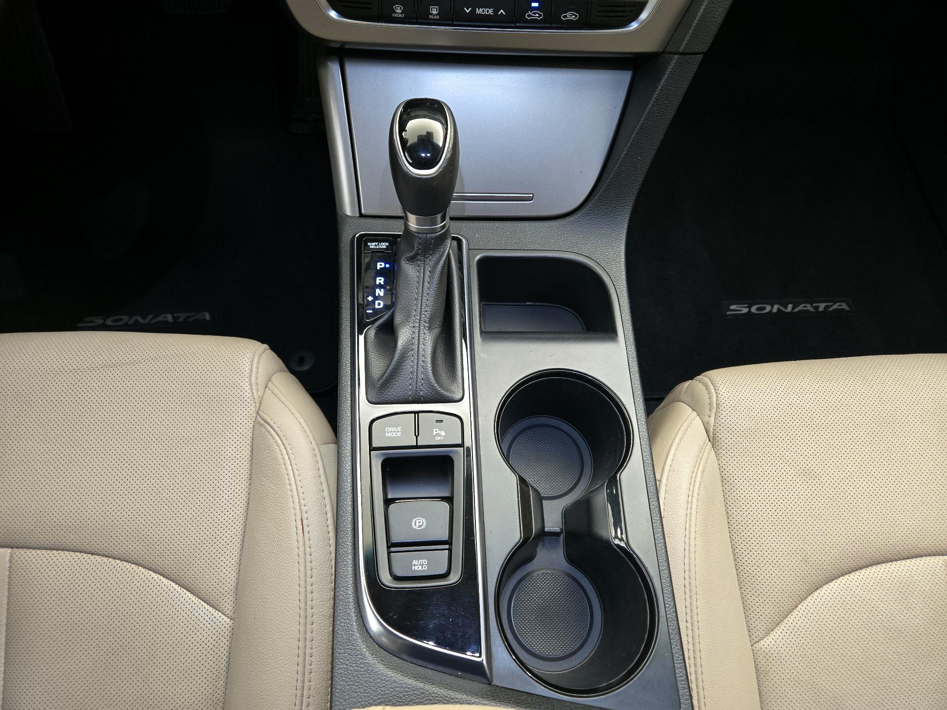 Thumbnail: 2017 Hyundai Sonata - 18