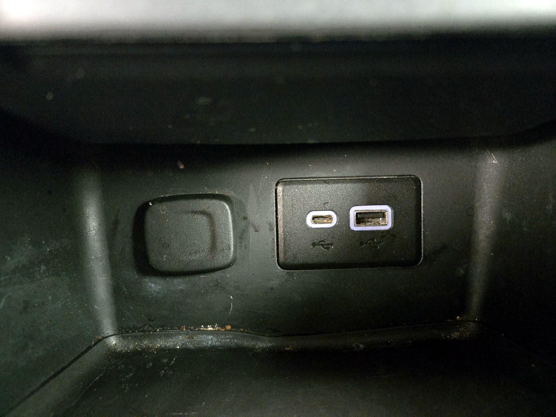 Thumbnail: 2021 GMC Acadia - 18