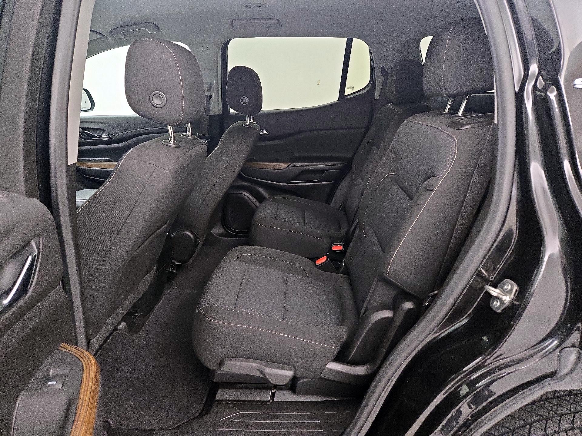 Thumbnail: 2021 GMC Acadia - 19