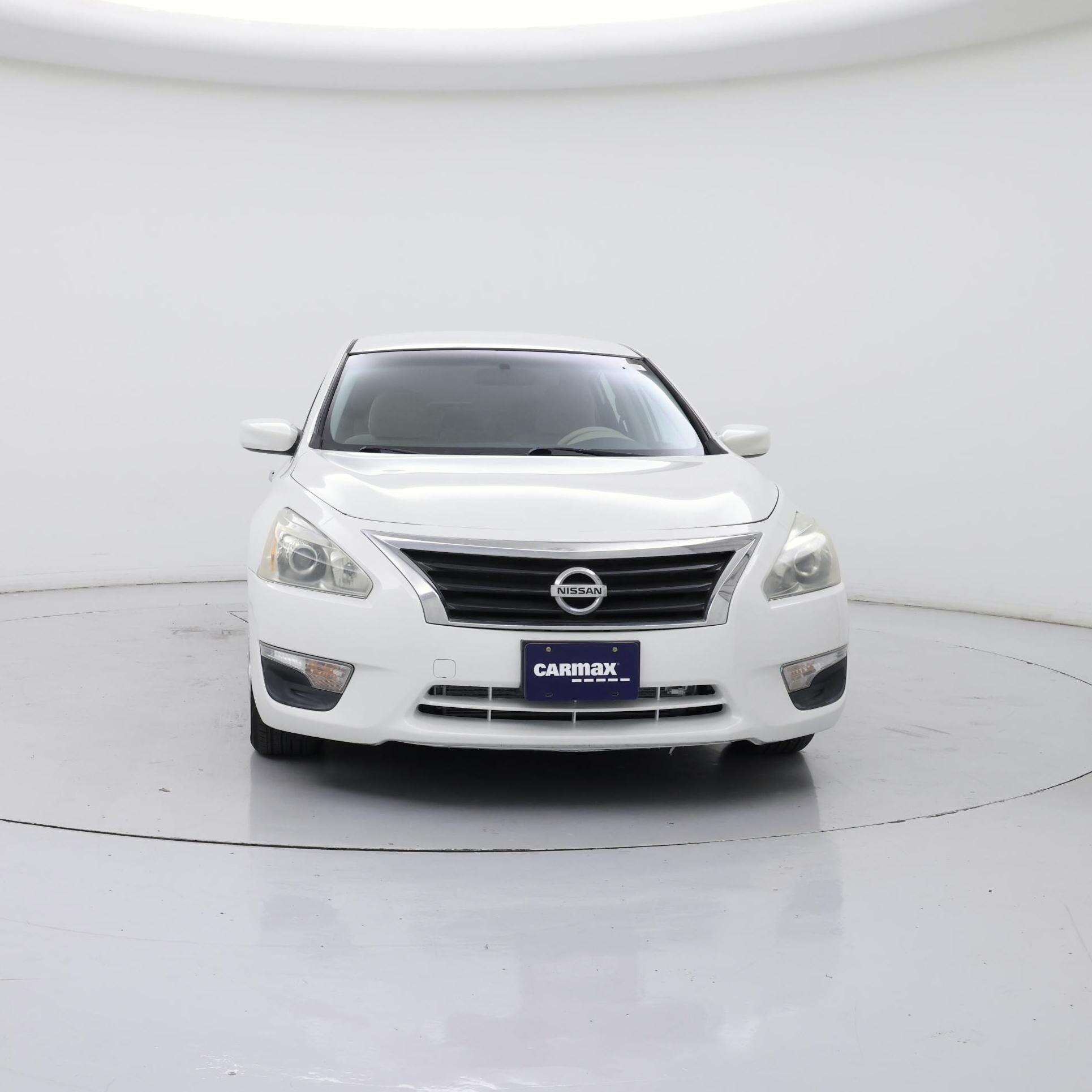 Thumbnail: 2015 Nissan Altima - 5