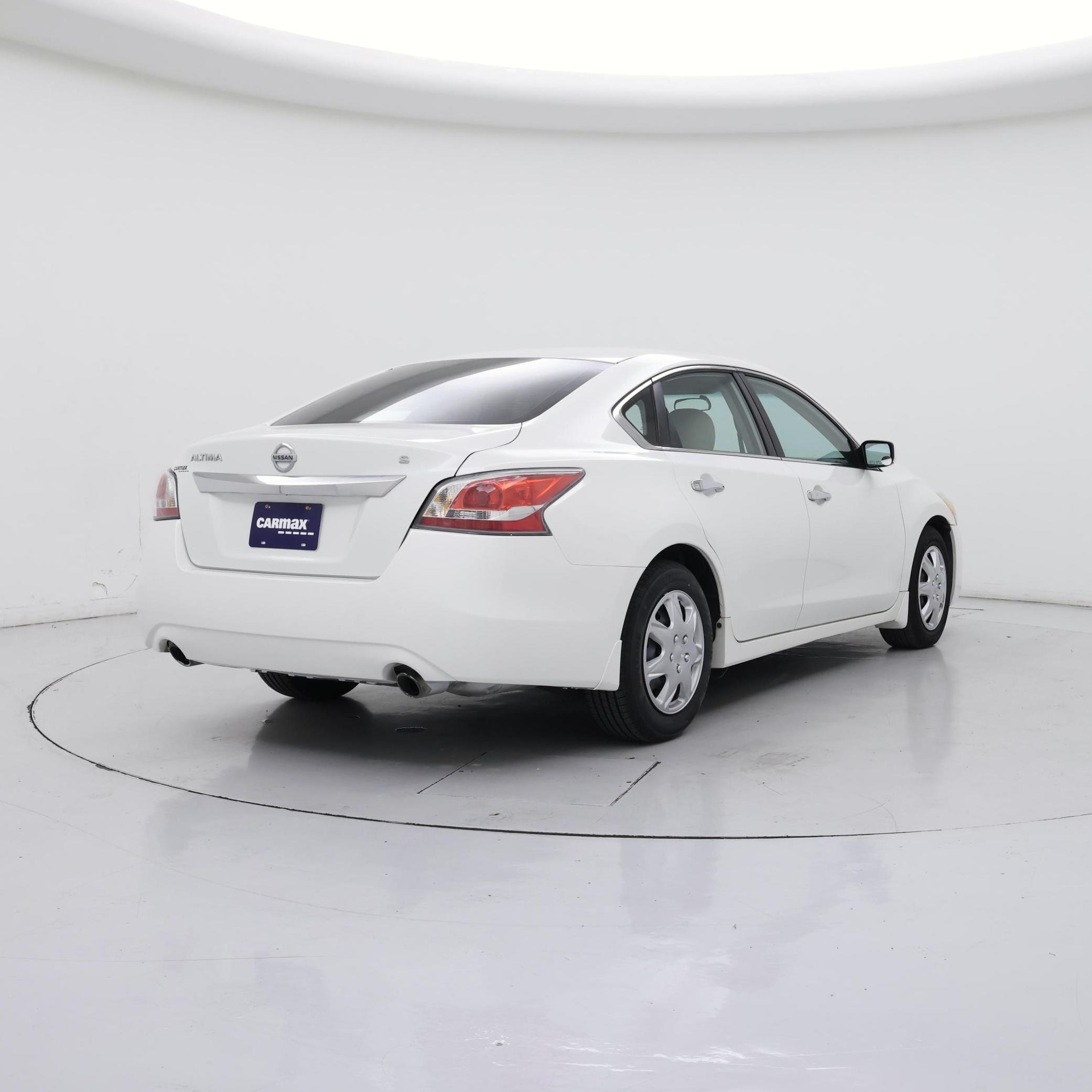 Thumbnail: 2015 Nissan Altima - 8