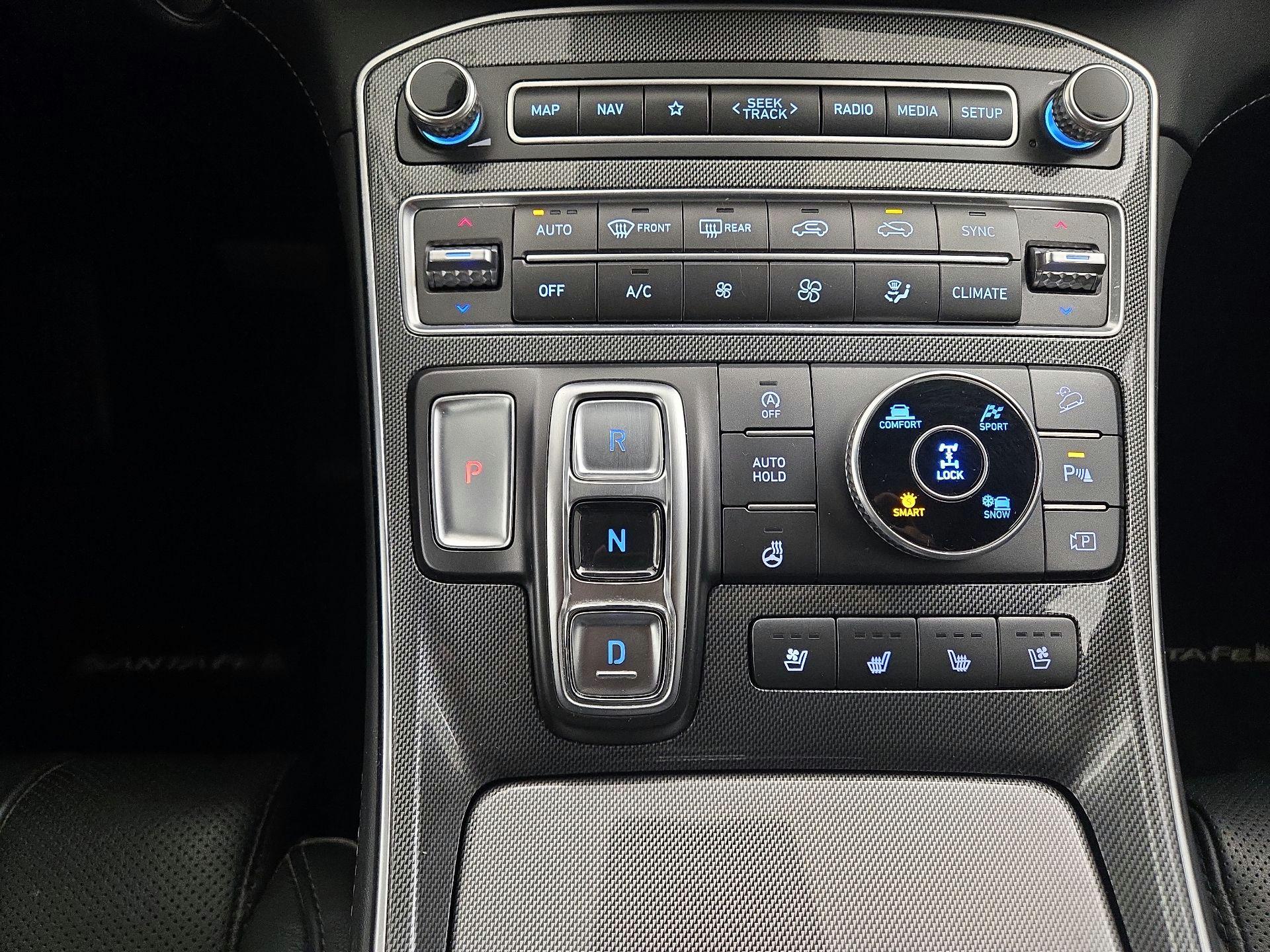 Thumbnail: 2023 Hyundai Santa Fe - 18