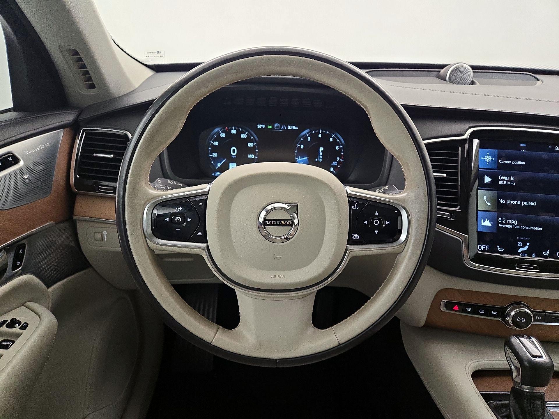 Thumbnail: 2016 Volvo XC90 - 10