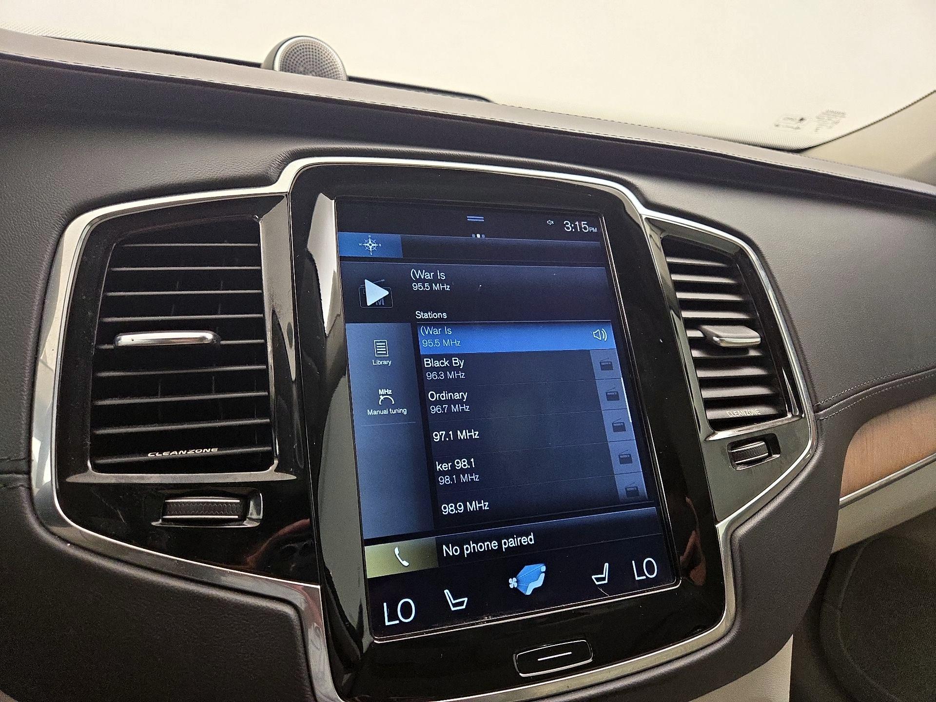 Thumbnail: 2016 Volvo XC90 - 16