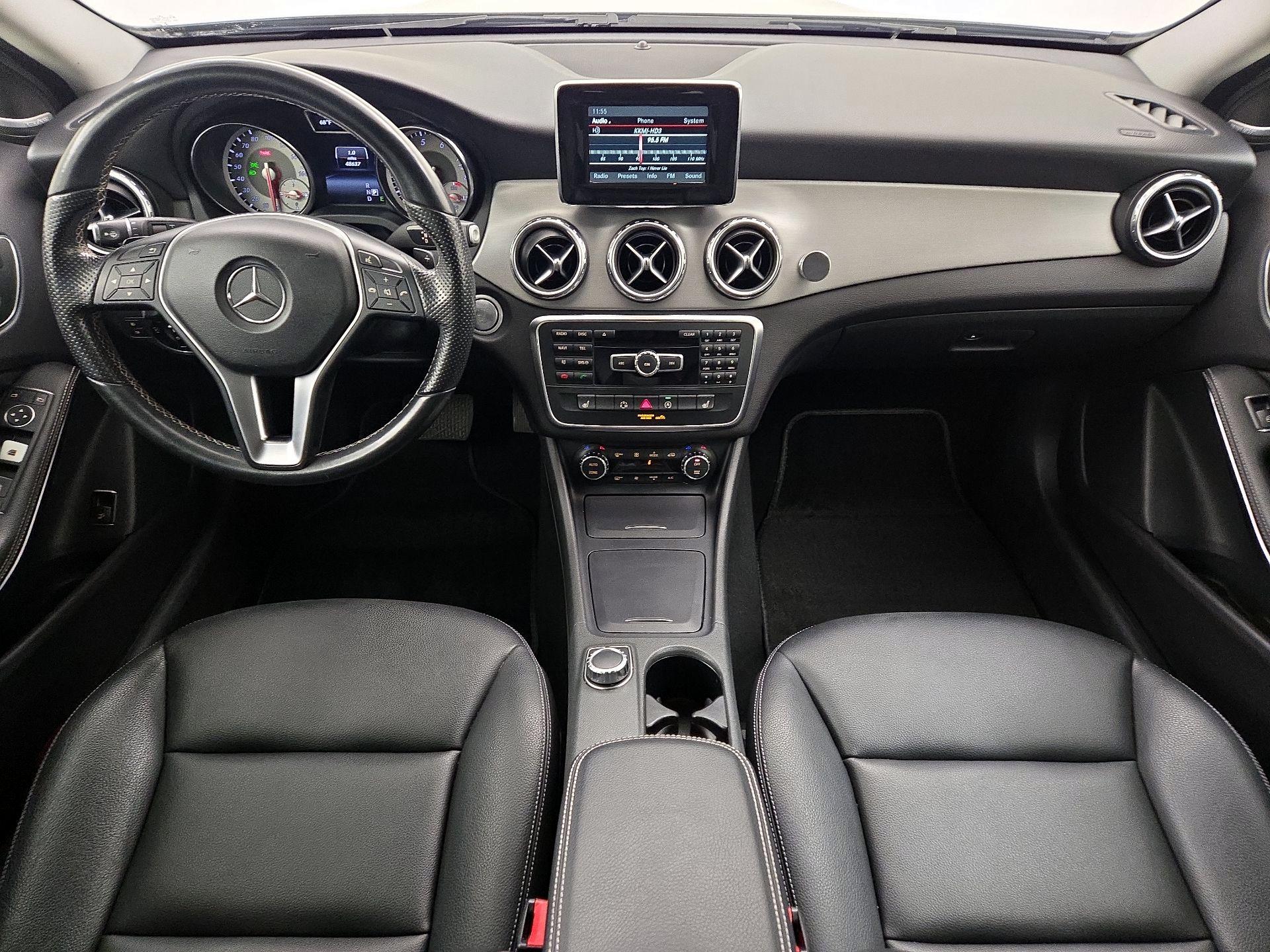 Thumbnail: 2015 Mercedes-Benz GLA - 9