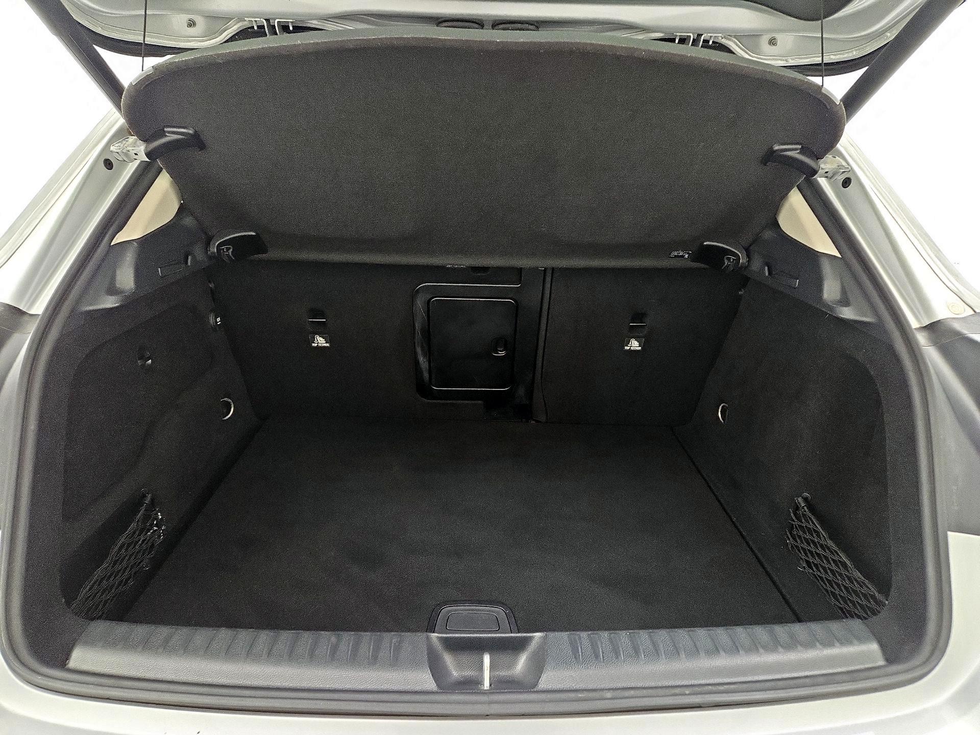 Thumbnail: 2015 Mercedes-Benz GLA - 20