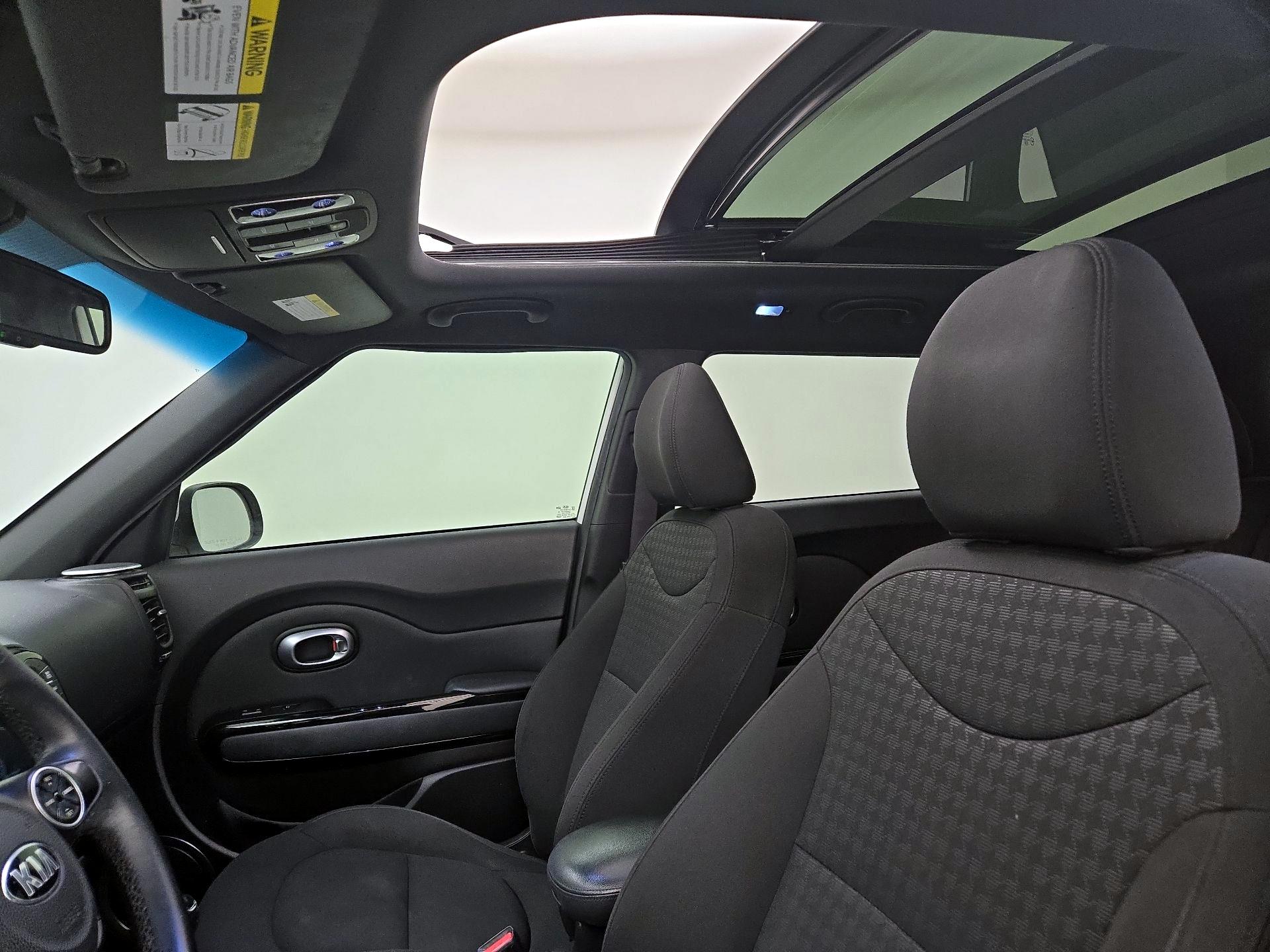 Thumbnail: 2015 Kia Soul - 20