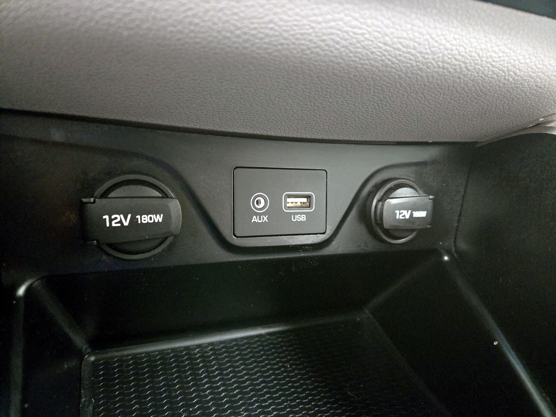 Thumbnail: 2016 Hyundai Tucson - 18