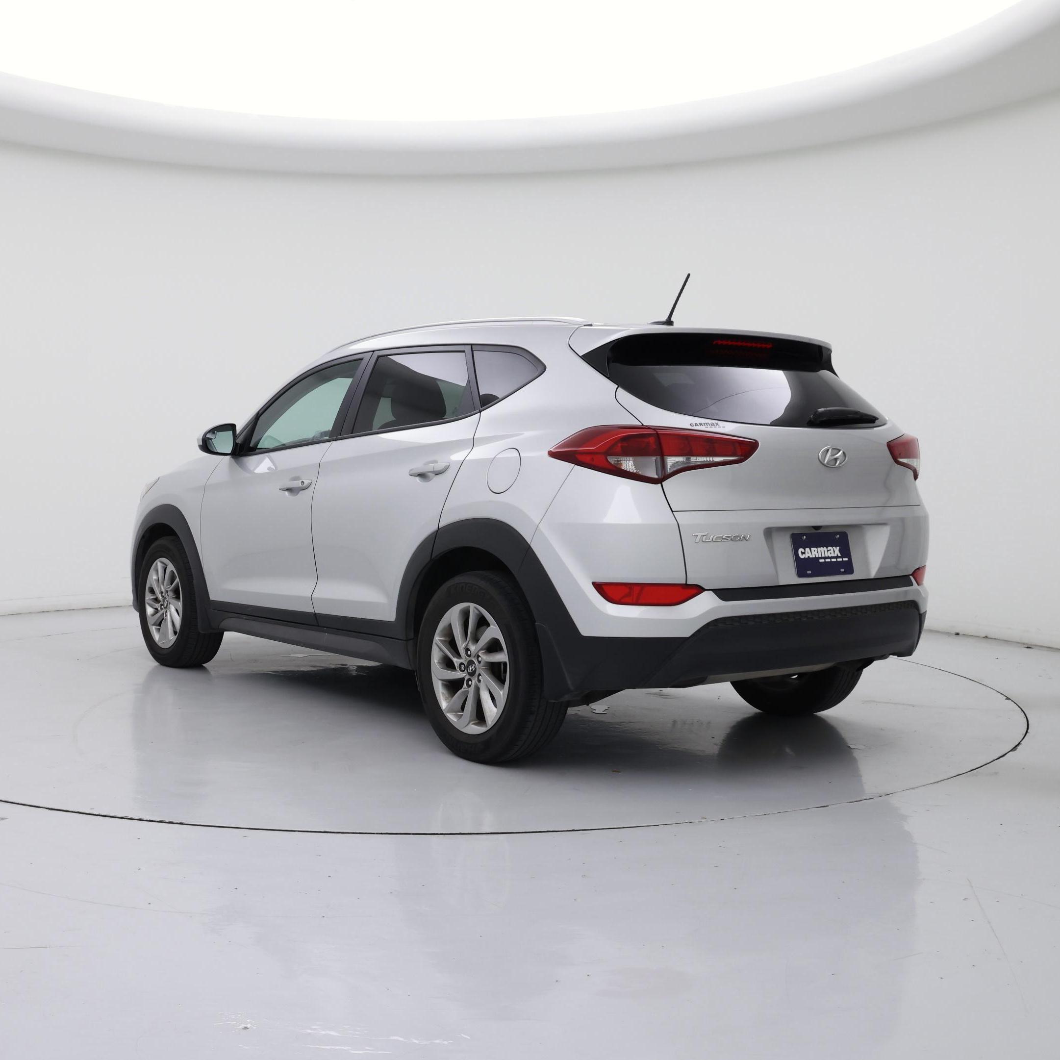 Thumbnail: 2016 Hyundai Tucson - 2