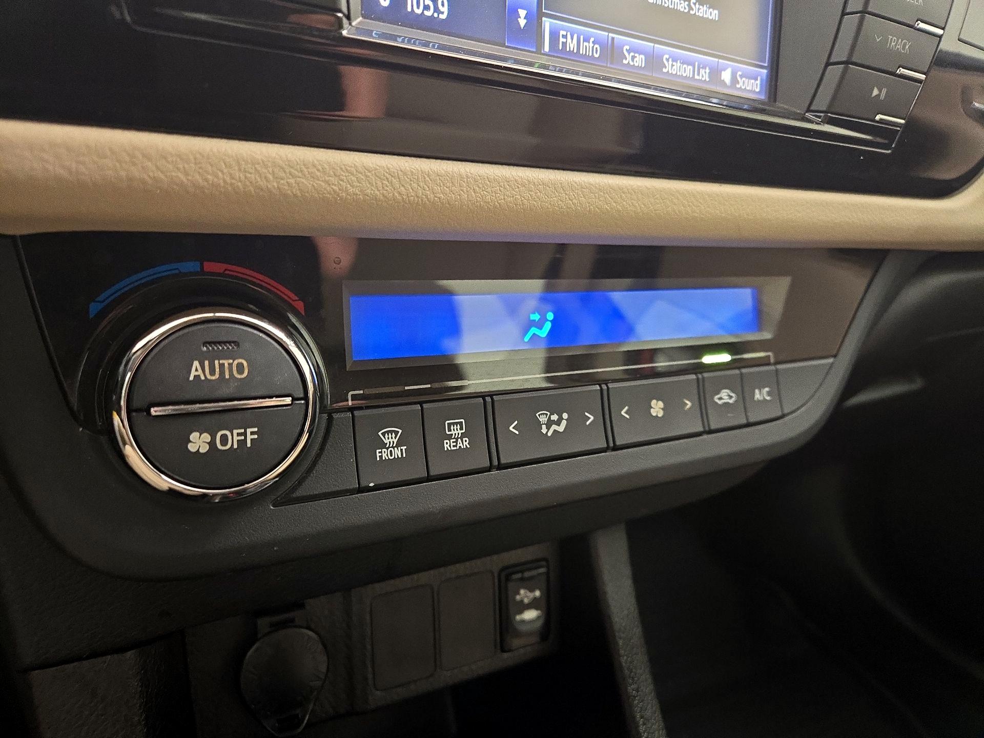 Thumbnail: 2016 Toyota Corolla - 16