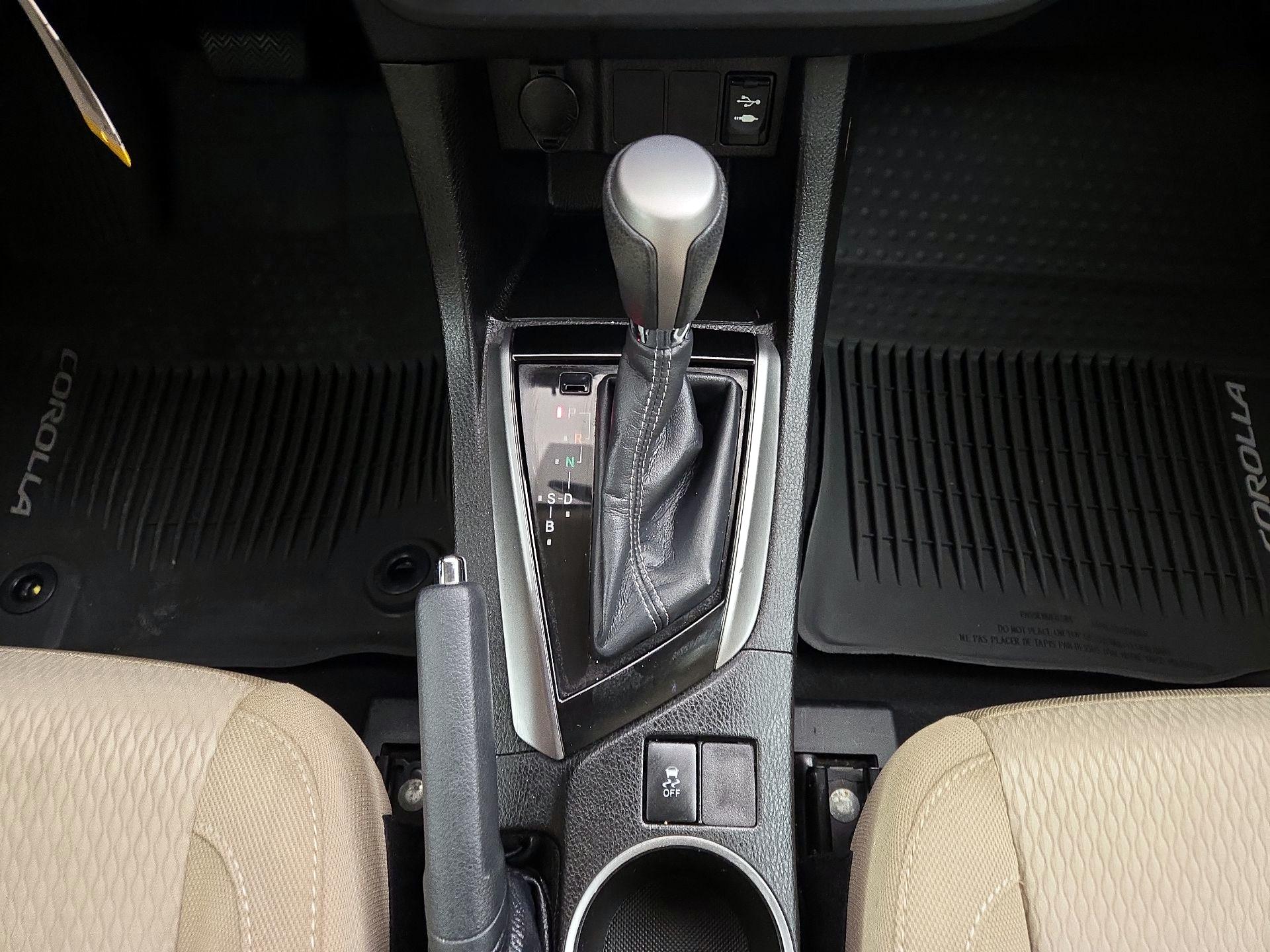 Thumbnail: 2016 Toyota Corolla - 17