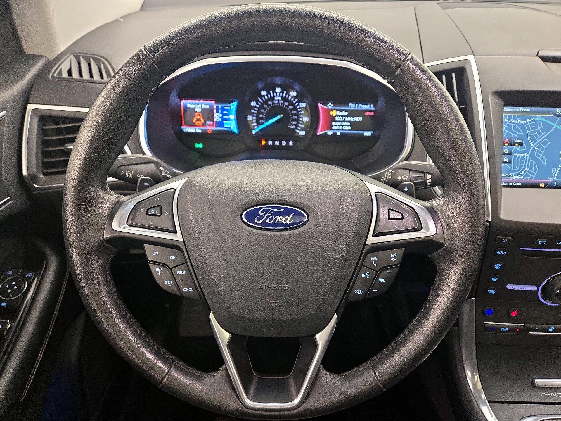 Thumbnail: 2015 Ford Edge - 10