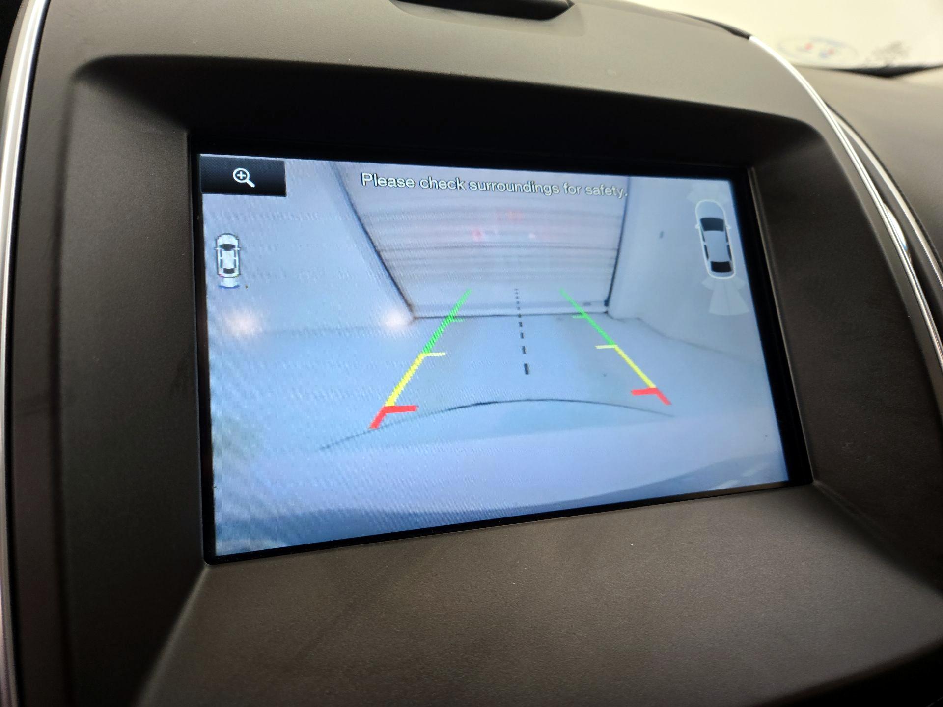 Thumbnail: 2015 Ford Edge - 15