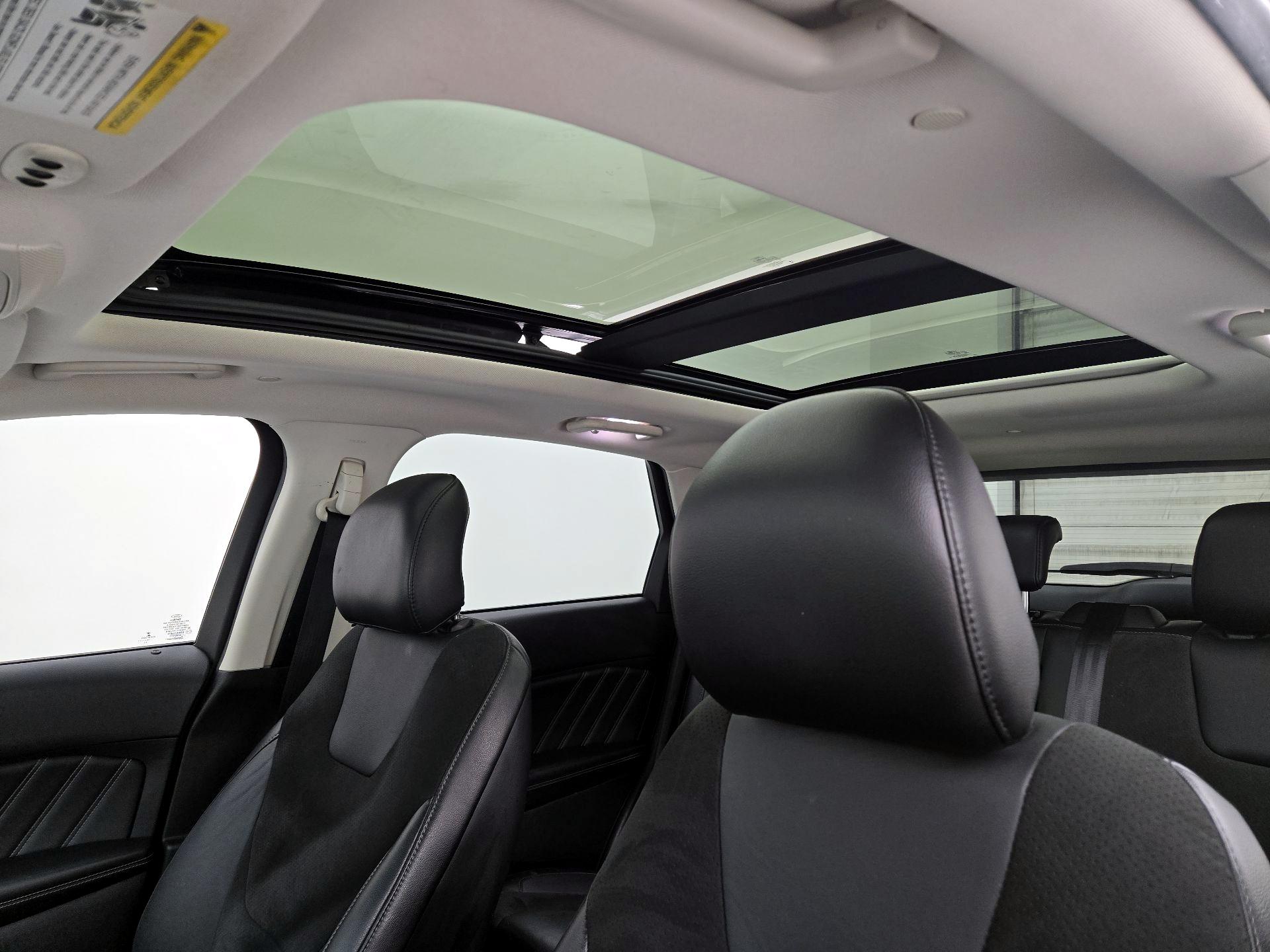 Thumbnail: 2015 Ford Edge - 20