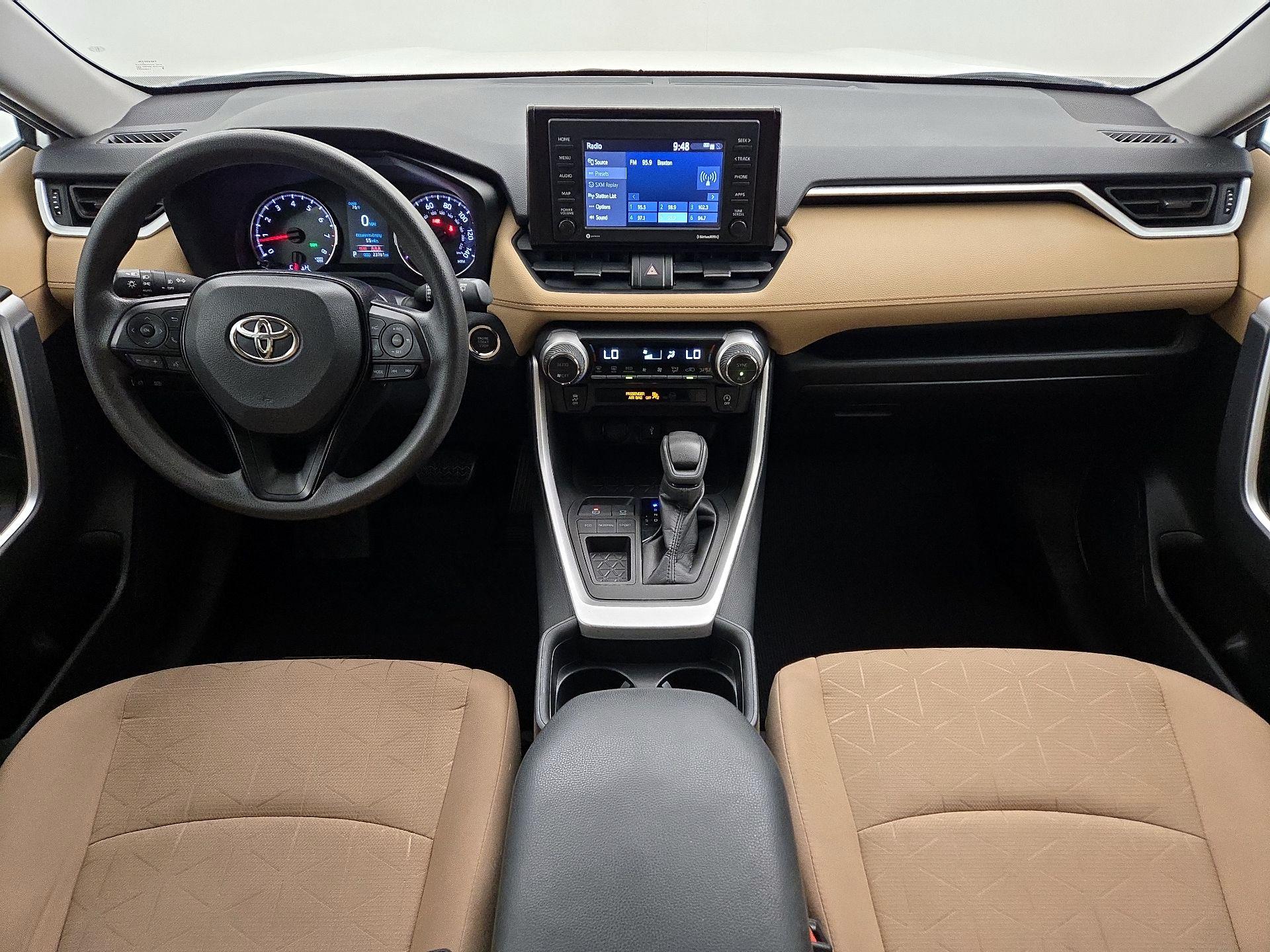 Thumbnail: 2021 Toyota RAV4 - 9