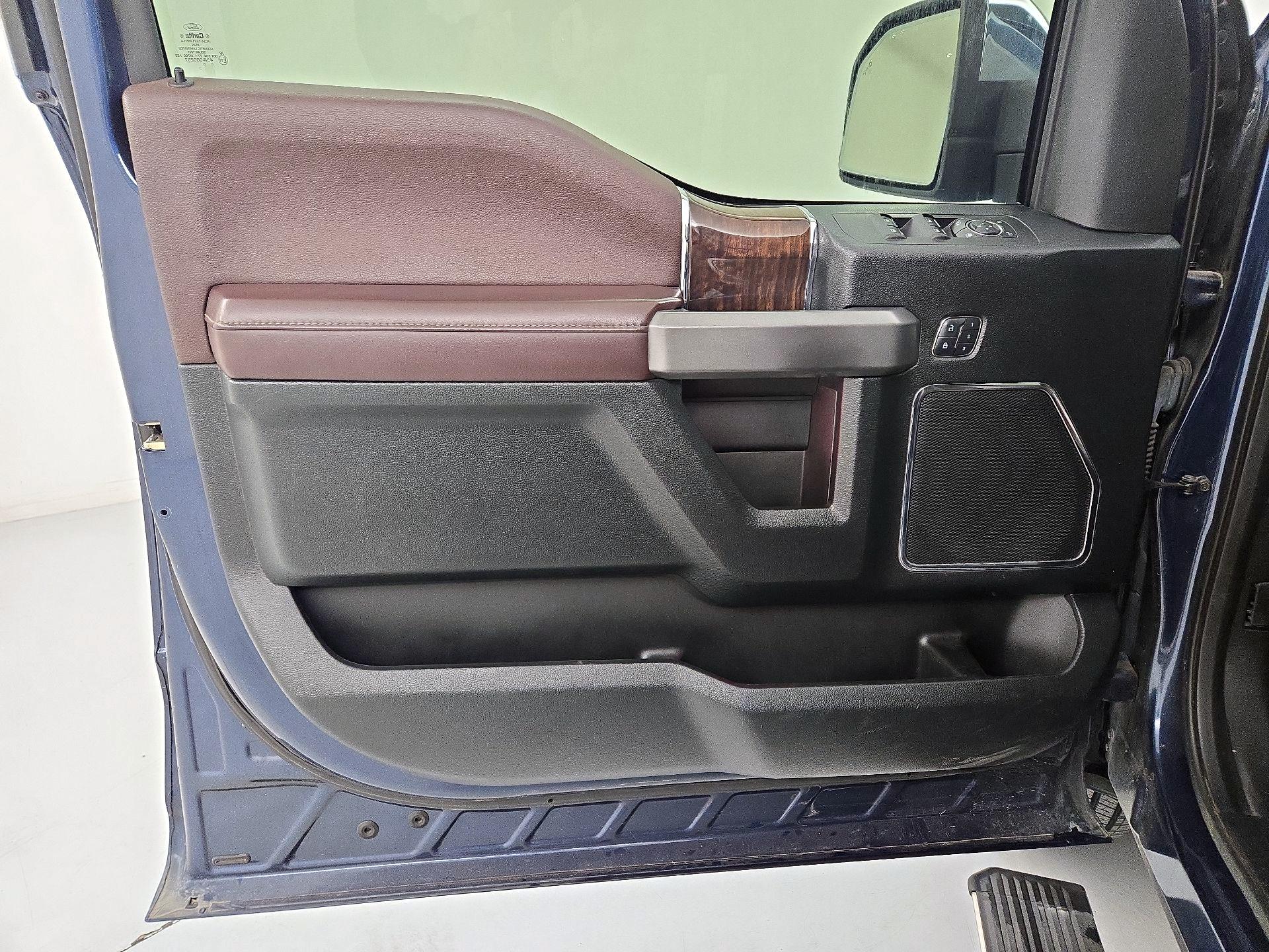 Thumbnail: 2016 Ford F-150 - 12