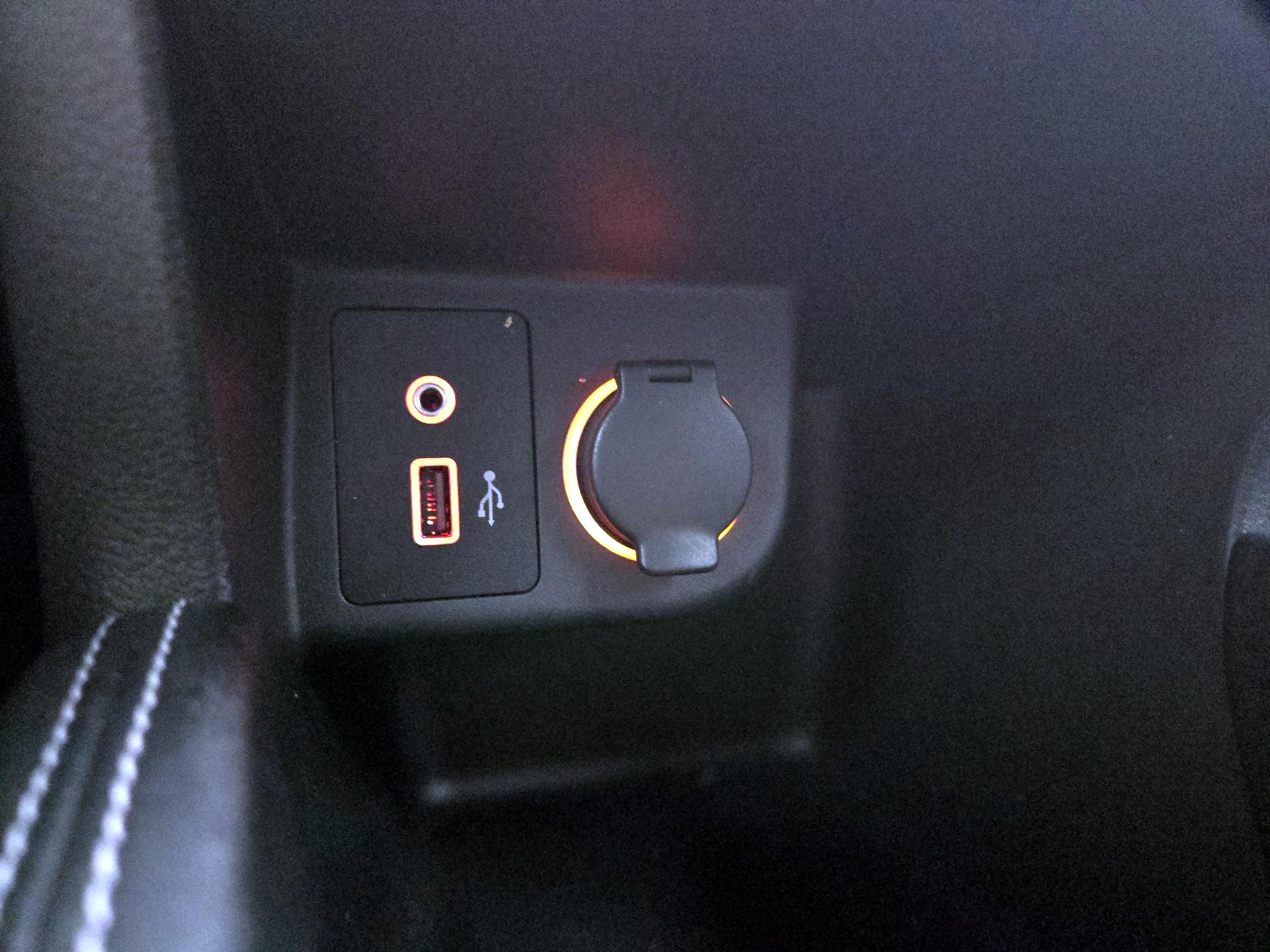 Thumbnail: 2020 Nissan Kicks - 18