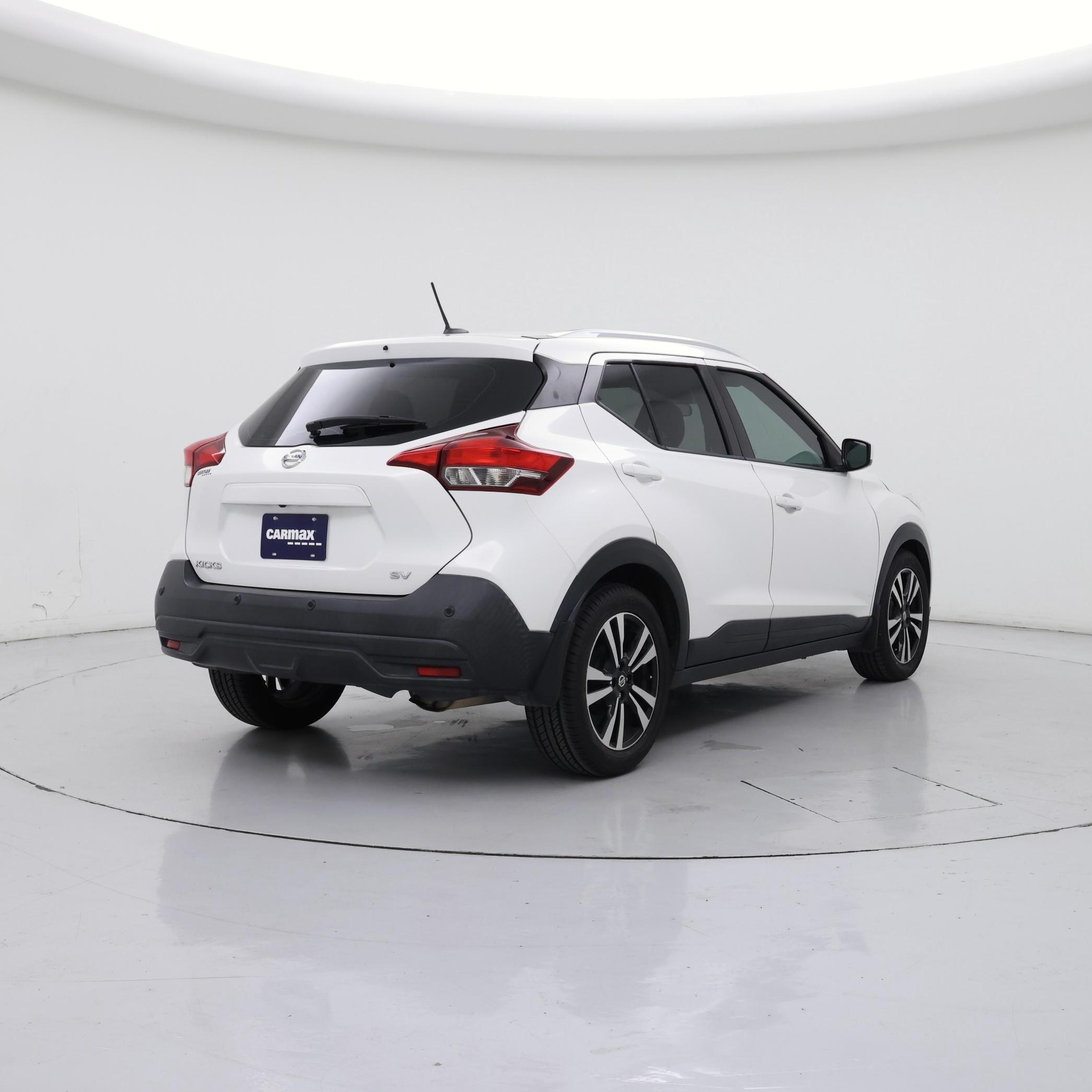 Thumbnail: 2020 Nissan Kicks - 8