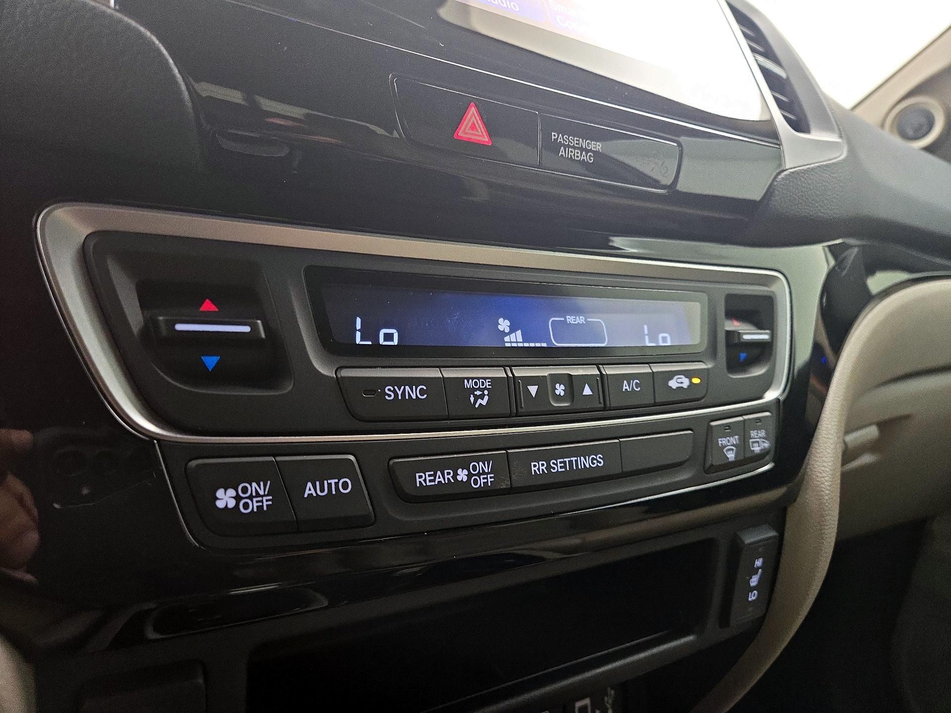 Thumbnail: 2019 Honda Ridgeline - 17