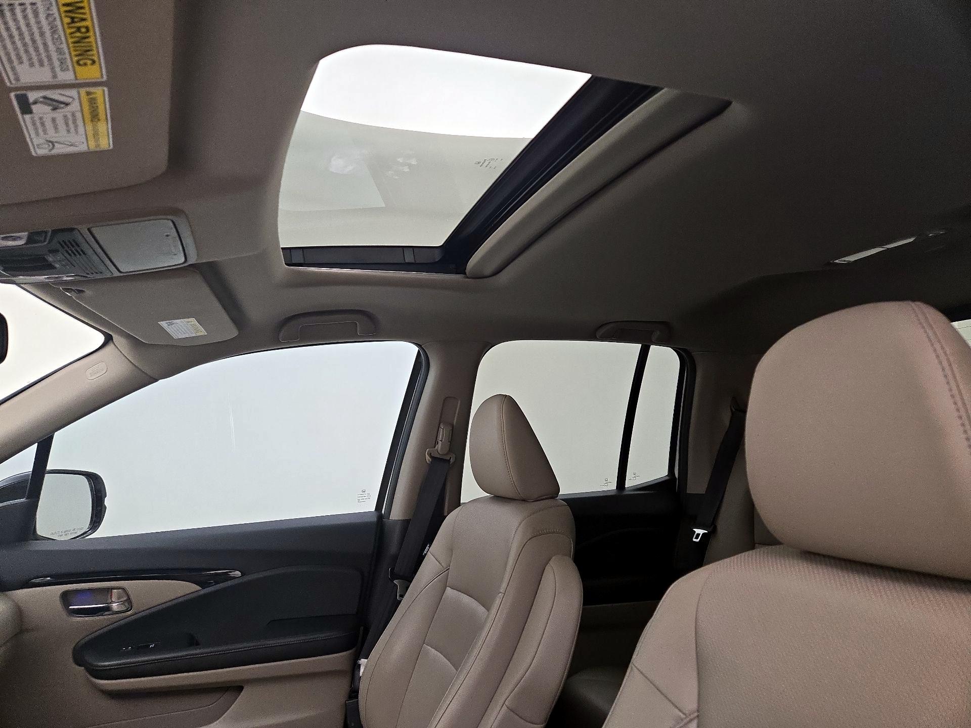 Thumbnail: 2019 Honda Ridgeline - 20