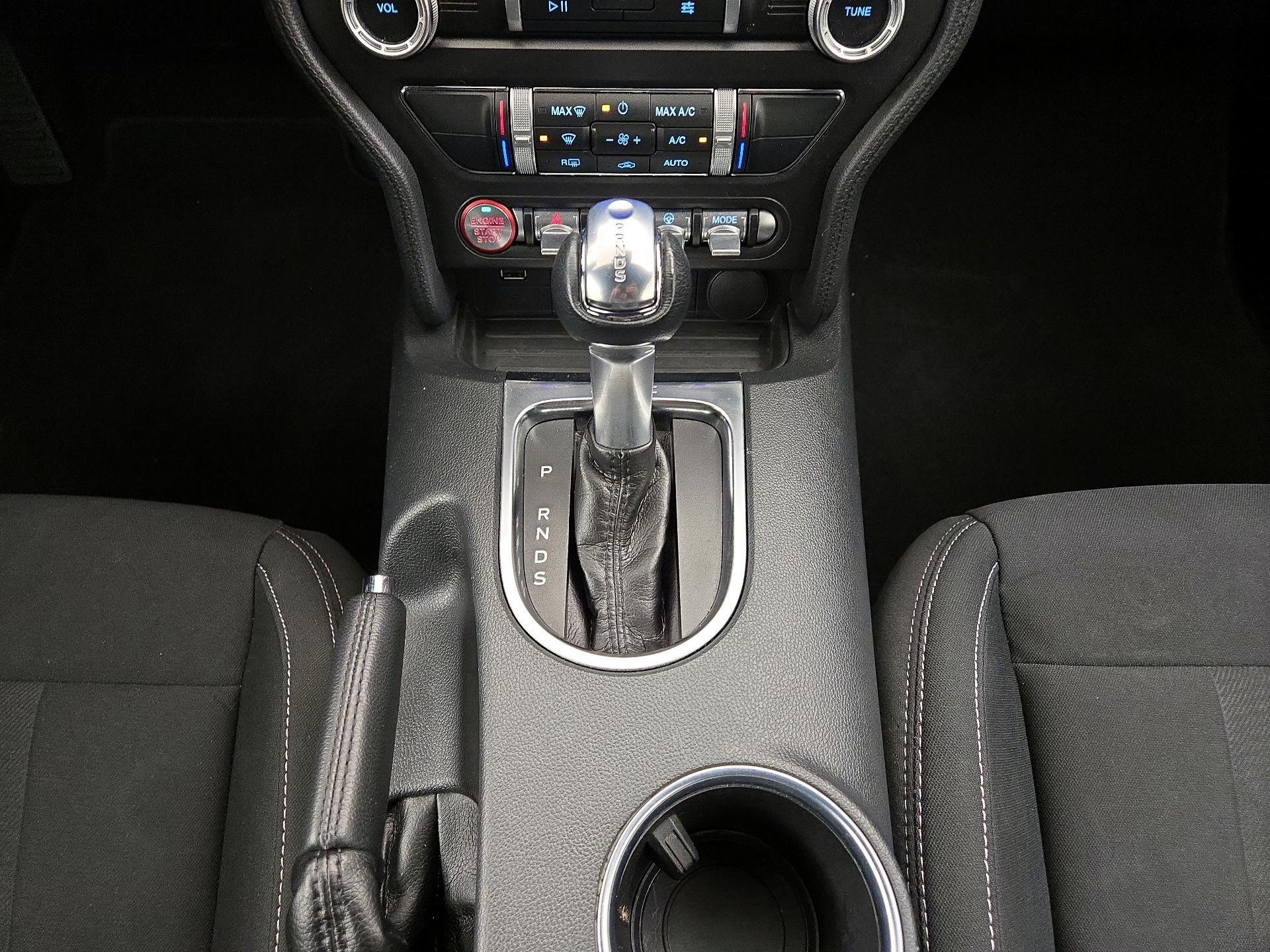 Thumbnail: 2022 Ford Mustang - 17