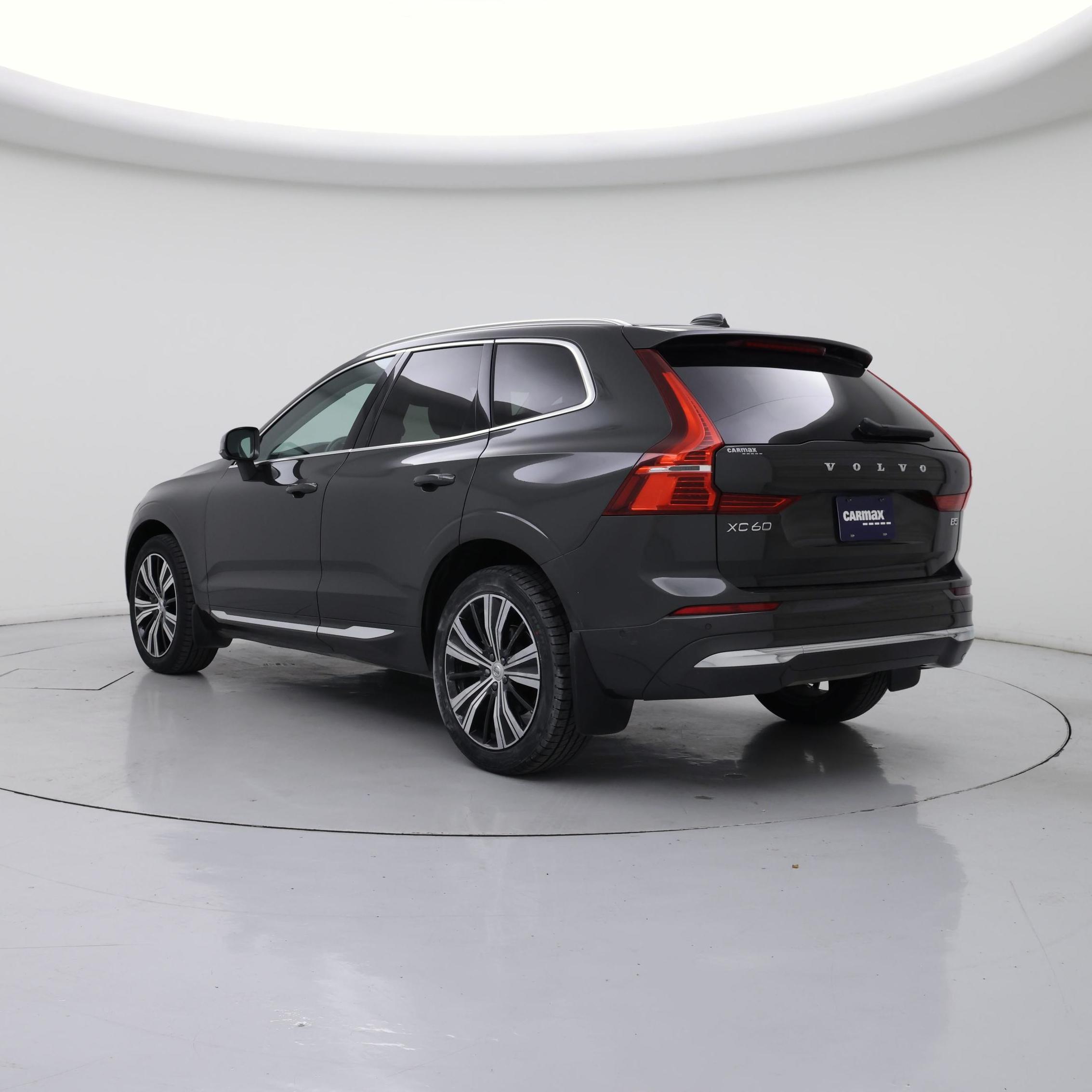 Thumbnail: 2022 Volvo XC60 - 2