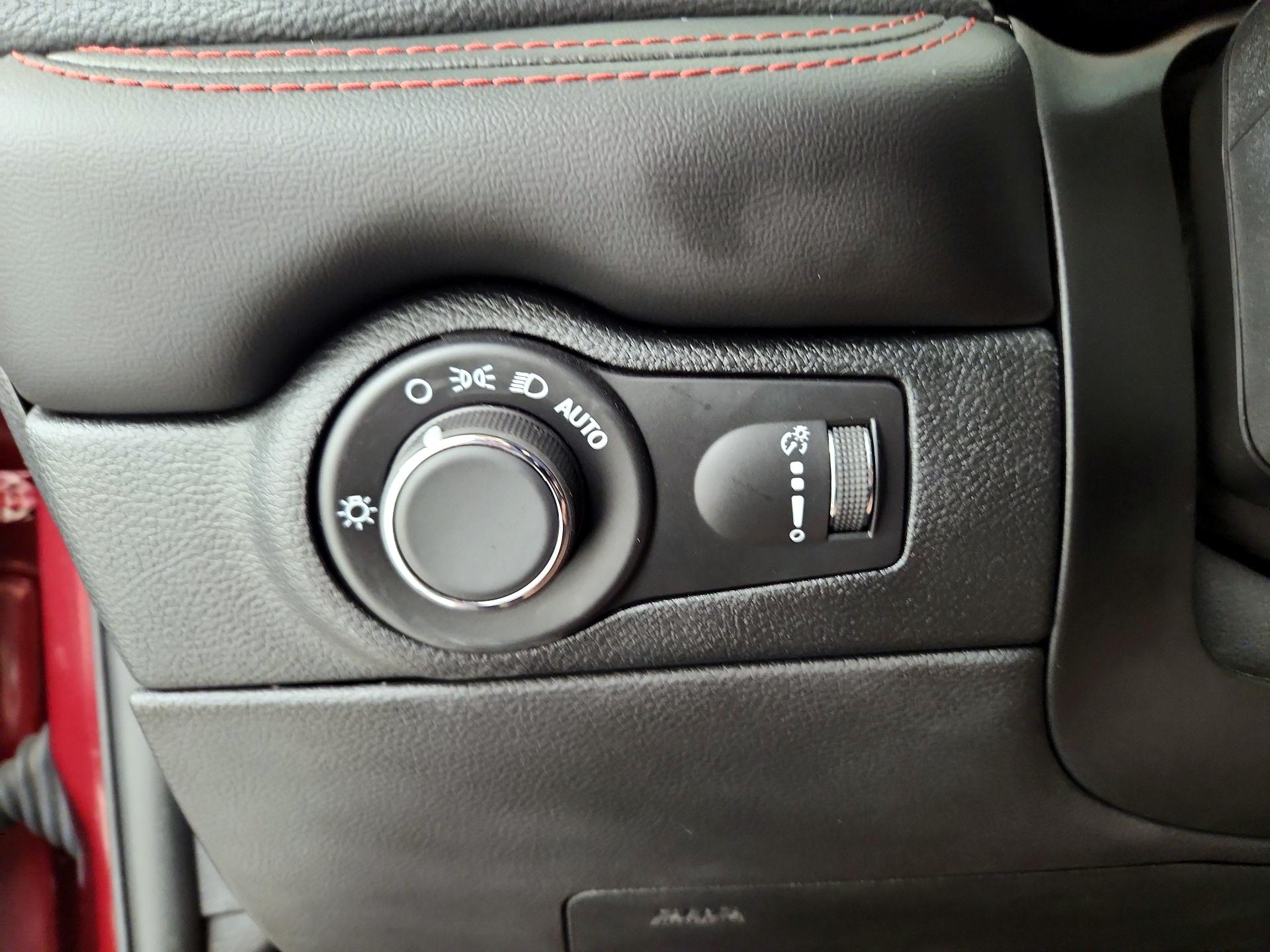 Thumbnail: 2025 Dodge Durango - 13