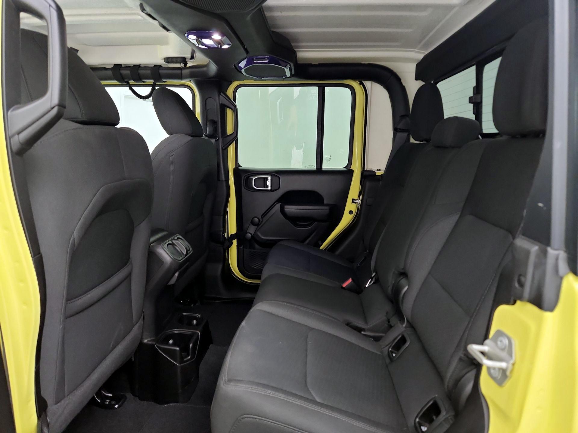 Thumbnail: 2023 Jeep Gladiator - 19