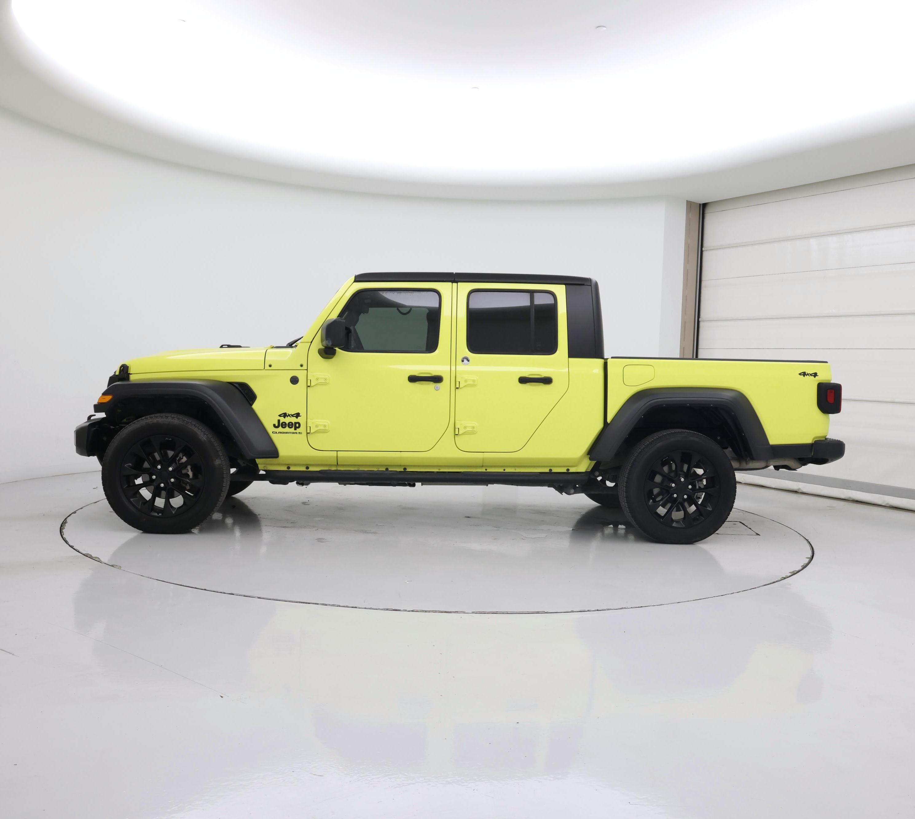 Thumbnail: 2023 Jeep Gladiator - 3